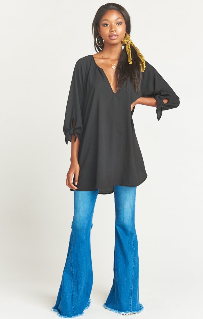 Stylish Astrid Tunic for Women - Flowy Casual Blouse with V-Neck & 3/4 Sleeves - Perfect for Office Wear, Date Nights & Summer Outfits