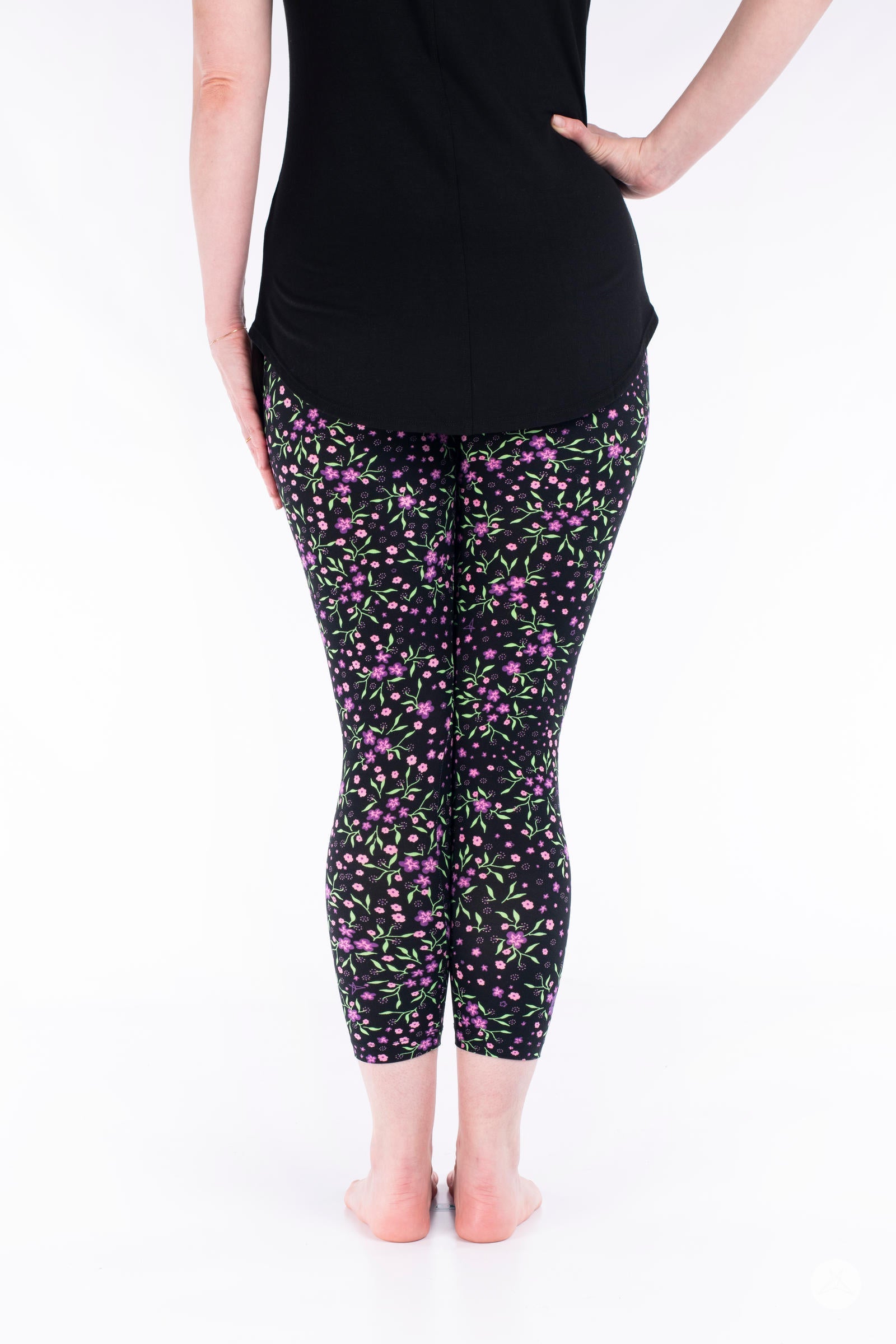 Feeling Flowerful Crops - Women's Floral Print Crop Tops for Summer | Casual & Party Wear | Perfect for Beach, Music Festivals & Date Nights
