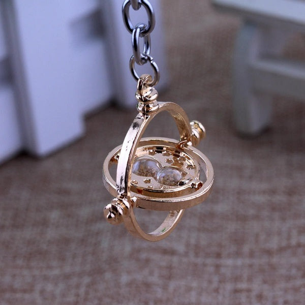 Time Turner Keychain Sand Timer - Harry Potter Inspired Hourglass Necklace for Cosplay, Gift & Collectible - Perfect for Wizards, Fans & Fantasy Lovers