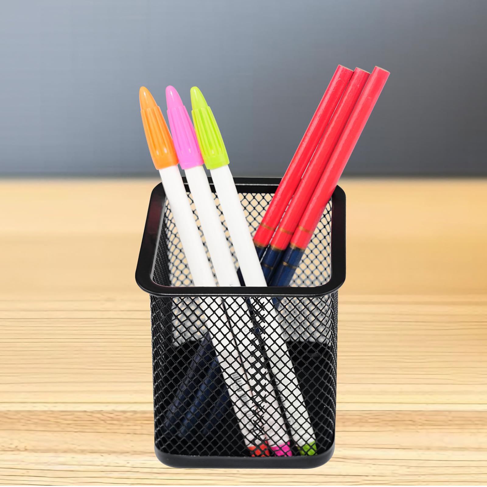 Metal Mesh Pen Holder for Desk - Stylish Wire Pencil Cup Organizer for Office Supplies, Perfect for Home, Office, and School Use