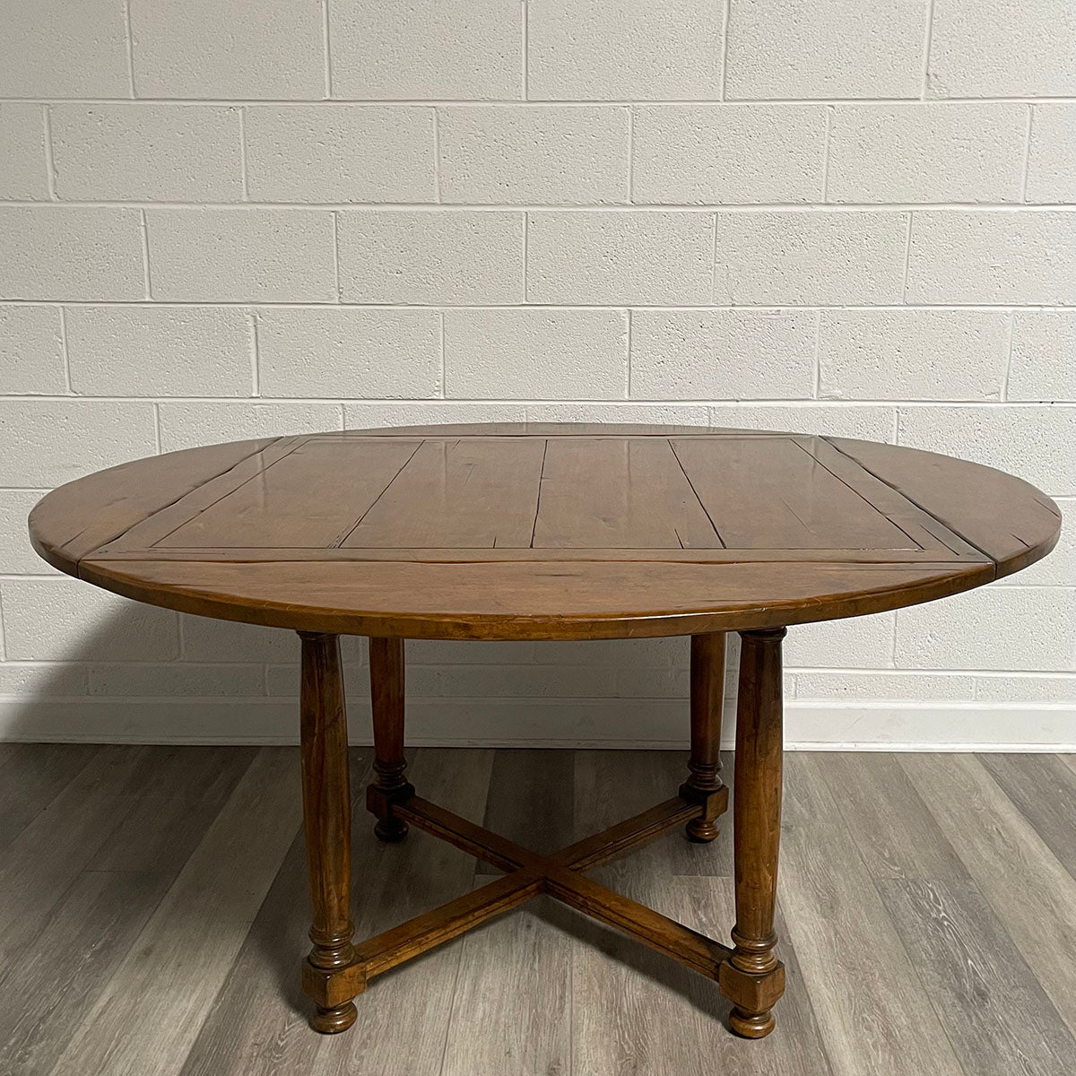 Solid Wood Drop Leaf Game Table - Expandable Dining & Card Table for Small Spaces - Perfect for Board Games, Poker Nights & Family Gatherings