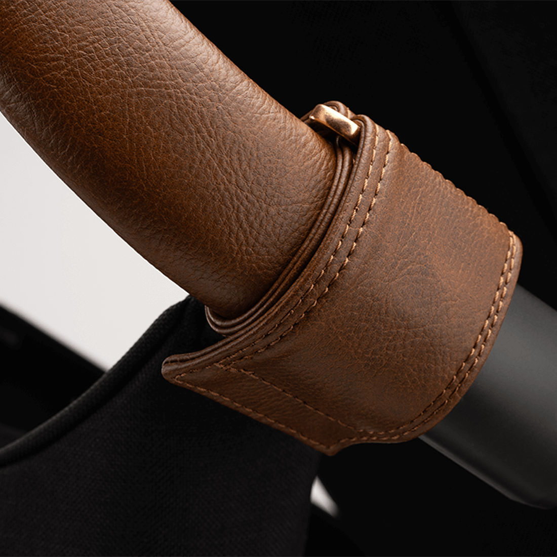 Nuna Stroller Organizer in Caviar - Premium Baby Stroller Accessory for Diapers, Bottles & Essentials - Perfect for Shopping, Travel & Daily Walks