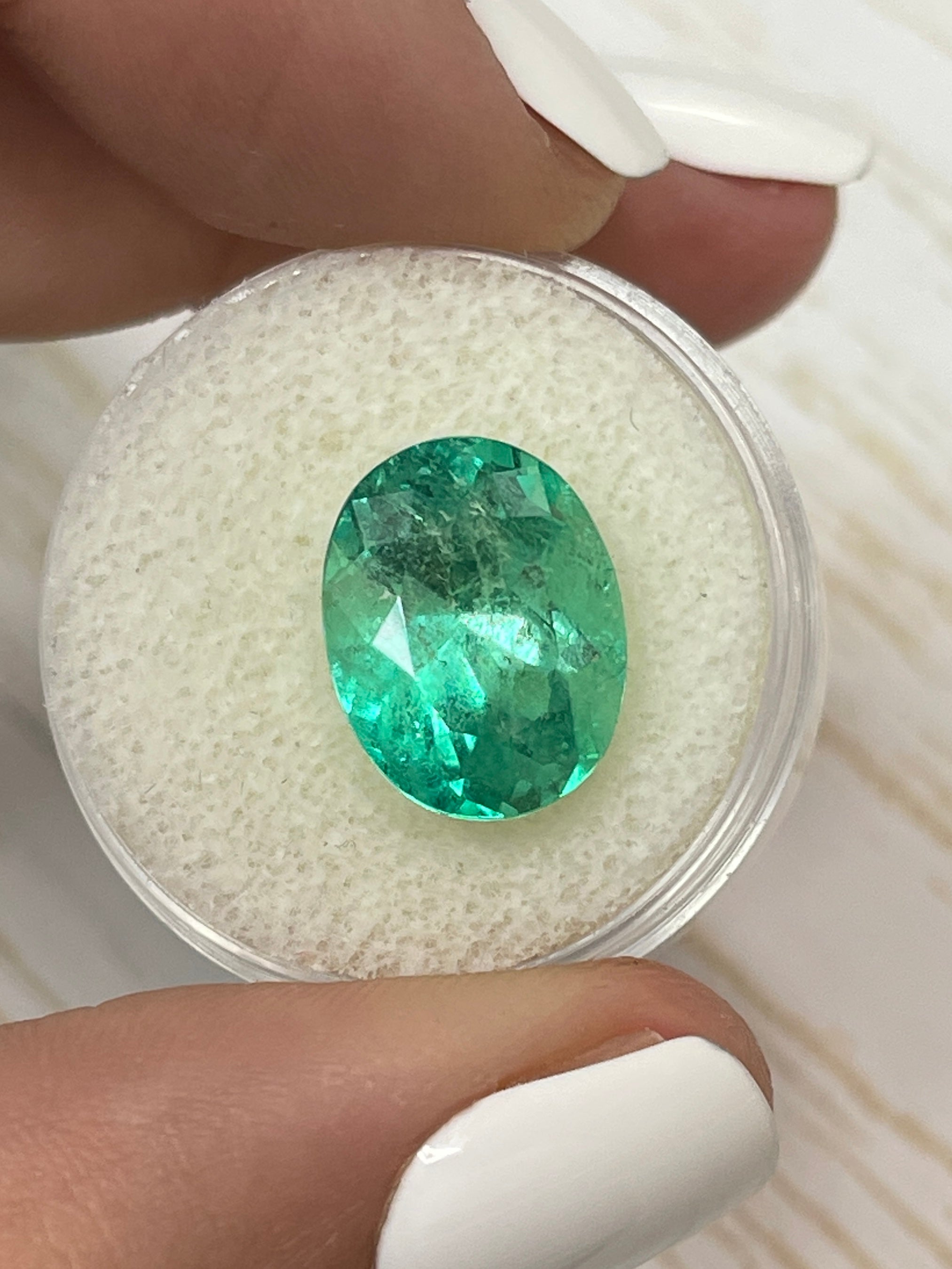 6.86 Carat 14x11mm Medium Spring Green Natural Loose Colombian Emerald Oval Cut Gemstone for Jewelry Making, Engagement Rings & Necklace Pendants
