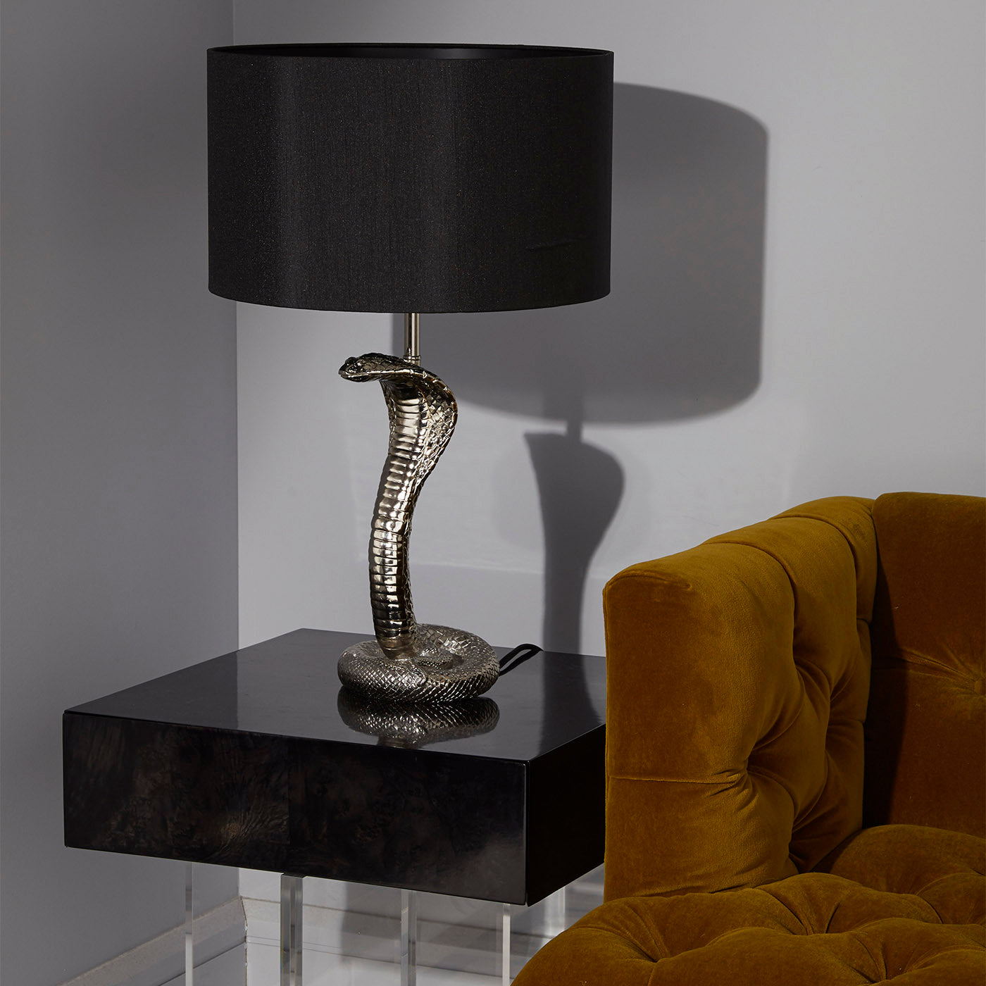Modern Cobra Table Lamp - Adjustable LED Desk Light for Home Office, Reading & Study - Stylish Nightstand Lamp for Bedroom & Living Room Decor