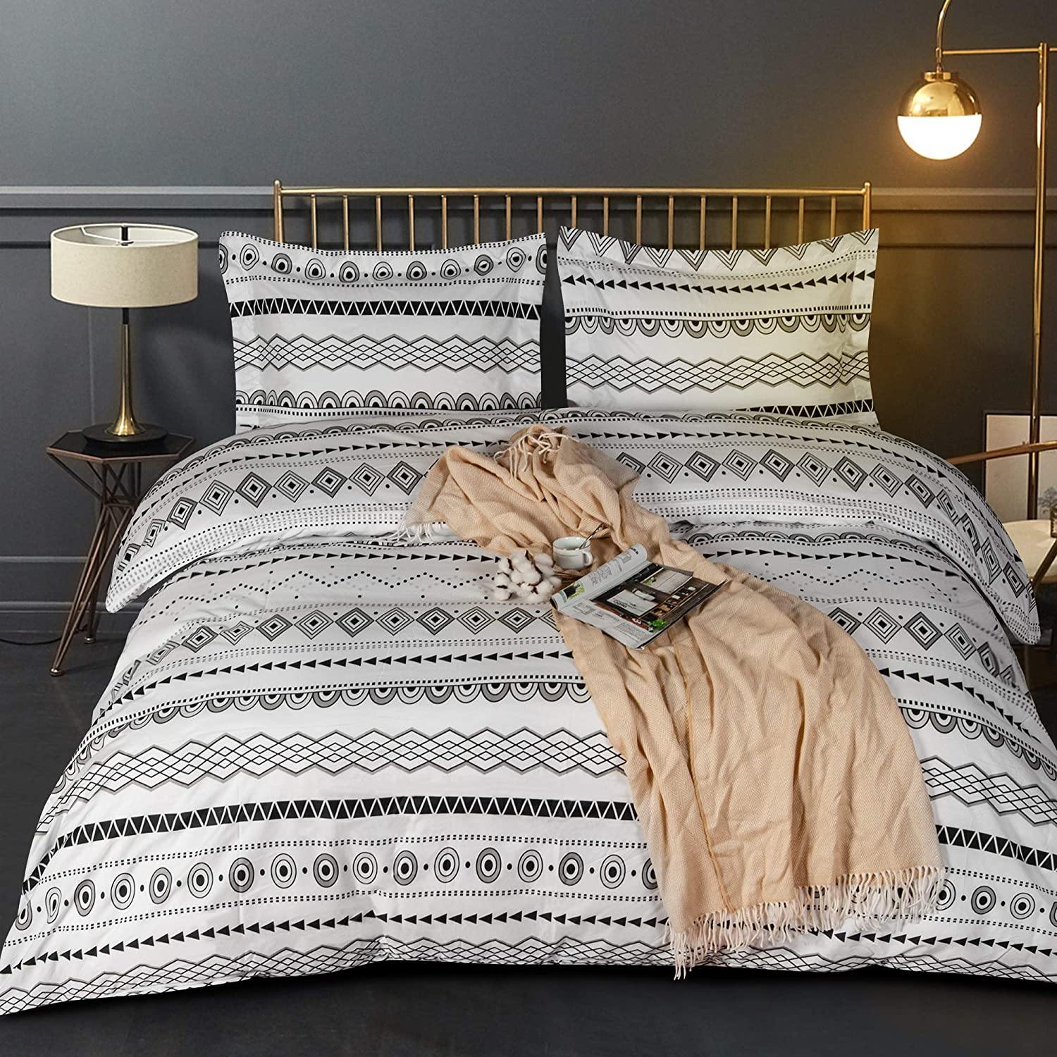 NTBAY 2/3 Piece Geometric Pattern Microfiber Duvet Cover Set - Soft Bedding Set for Queen/King Size Beds - Perfect for Modern Bedroom Decor & Guest Room Styling