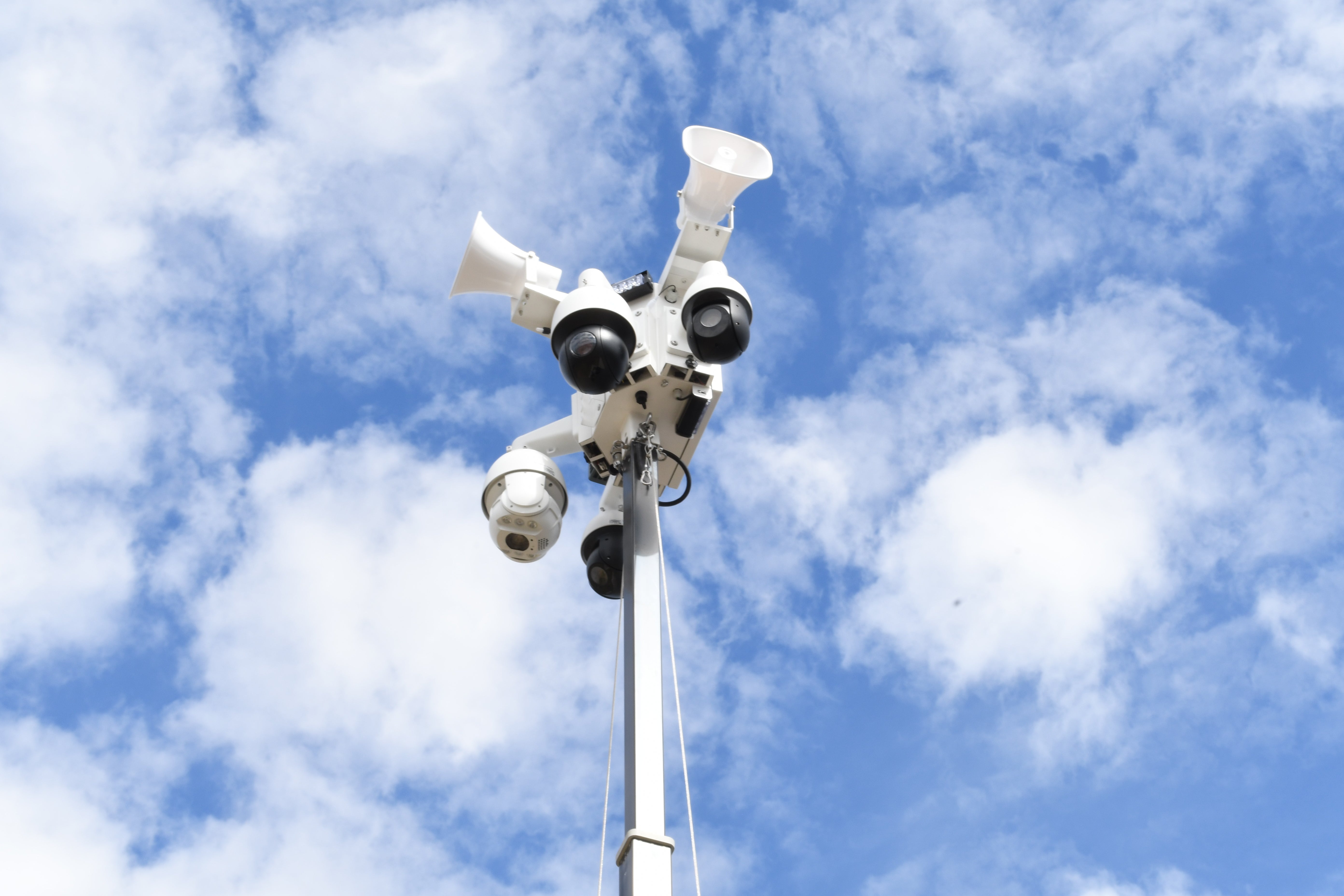 Solar-Powered Security Trailer with Motion Detection - Weatherproof Outdoor Surveillance System for Construction Sites, Farms & Remote Properties