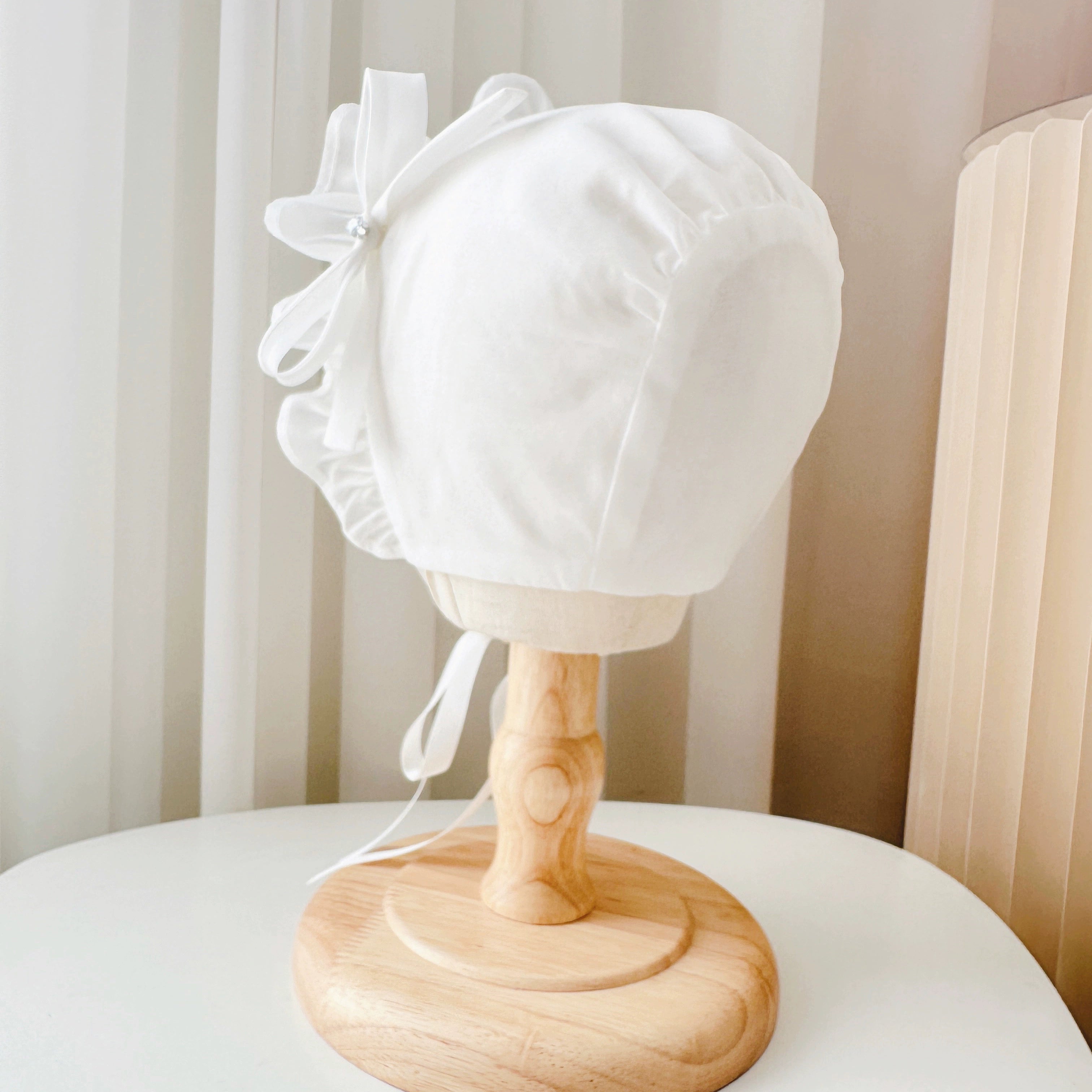 Adorable Lace Baby Sun Hat for Girls - Breathable Cotton Infant Bonnet - Perfect for Outdoor Play, Beach & Photoshoots
