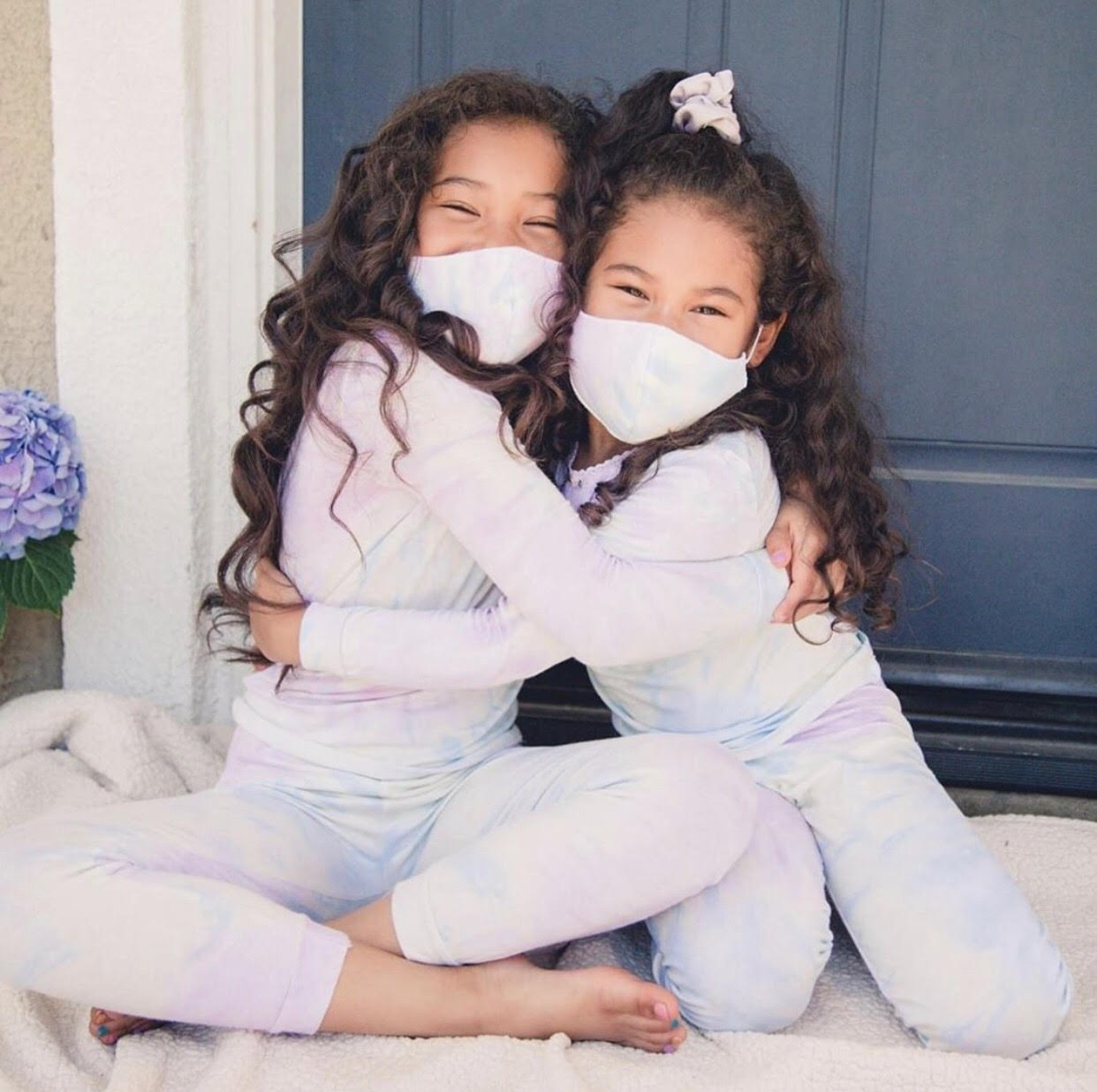 Premium 3-Ply Disposable Face Masks - Breathable & Comfortable for Daily Protection - Ideal for Work, Travel, and Public Safety