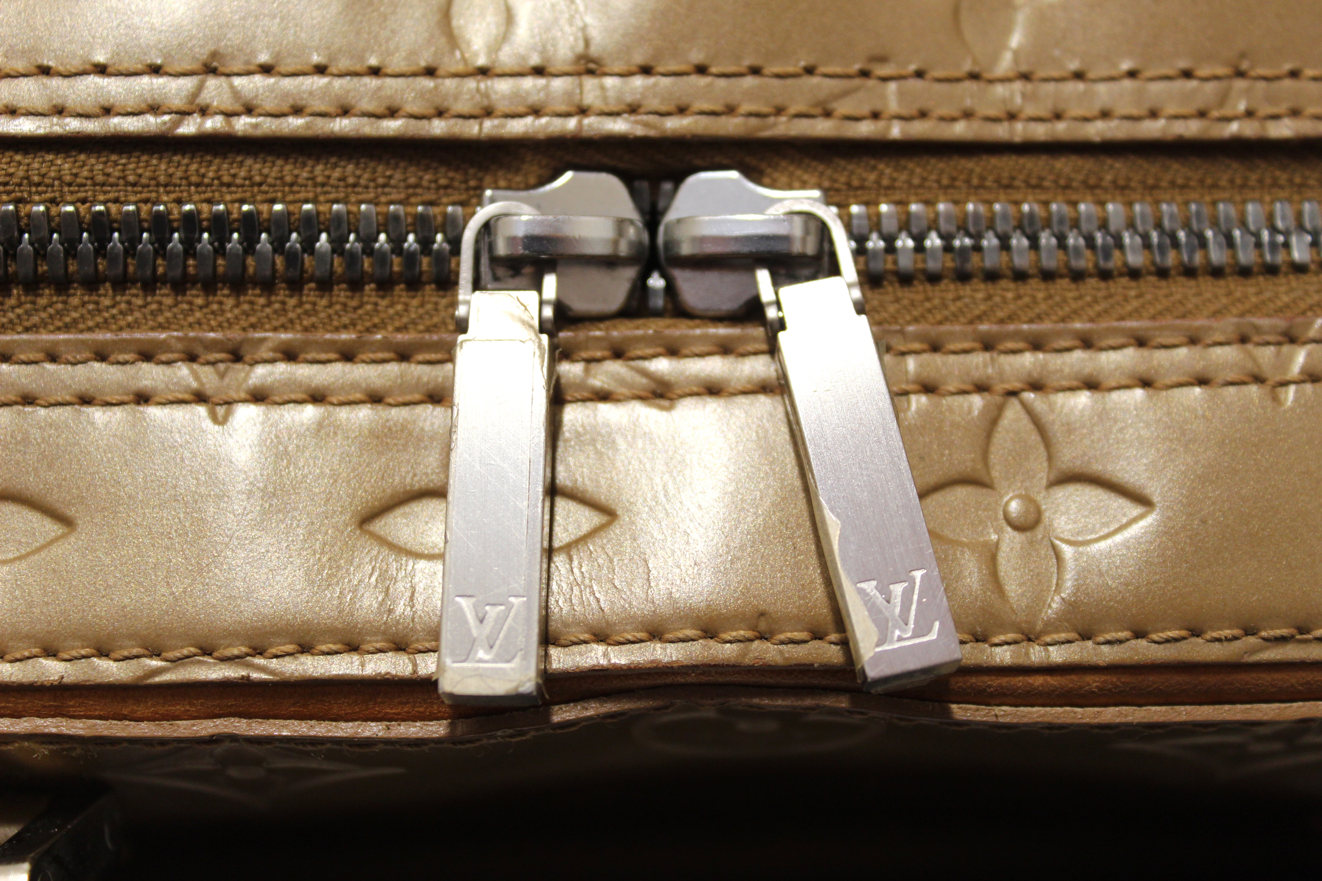 Authentic Louis Vuitton Gold Mat Monogram Vernis Shelton Handbag for Women - Luxury Designer Shoulder Bag Purse for Work, Party & Evening Events