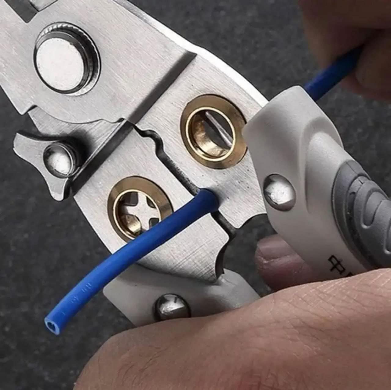 6-in-1 Multifunction Electrician Wire Plier Tool - Stripping, Cutting, Crimping for Electrical Work
