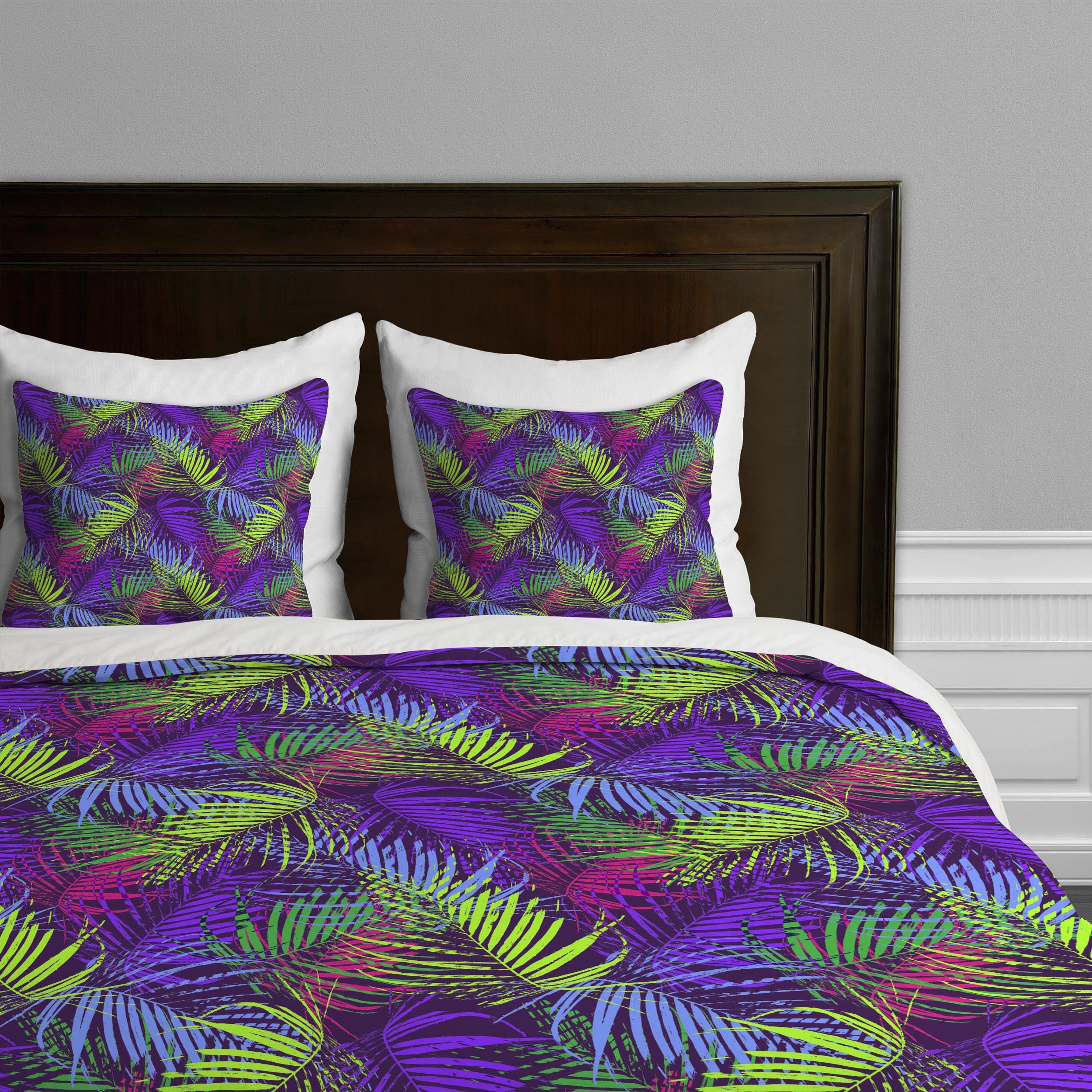 Deny Designs Aimee St Hill Tropical Palm Tree Duvet Cover Set - Queen Size, Soft & Breathable Bedding for Coastal & Boho Bedroom Decor - Perfect for Beach House, Vacation Home, or Summer Themed Room