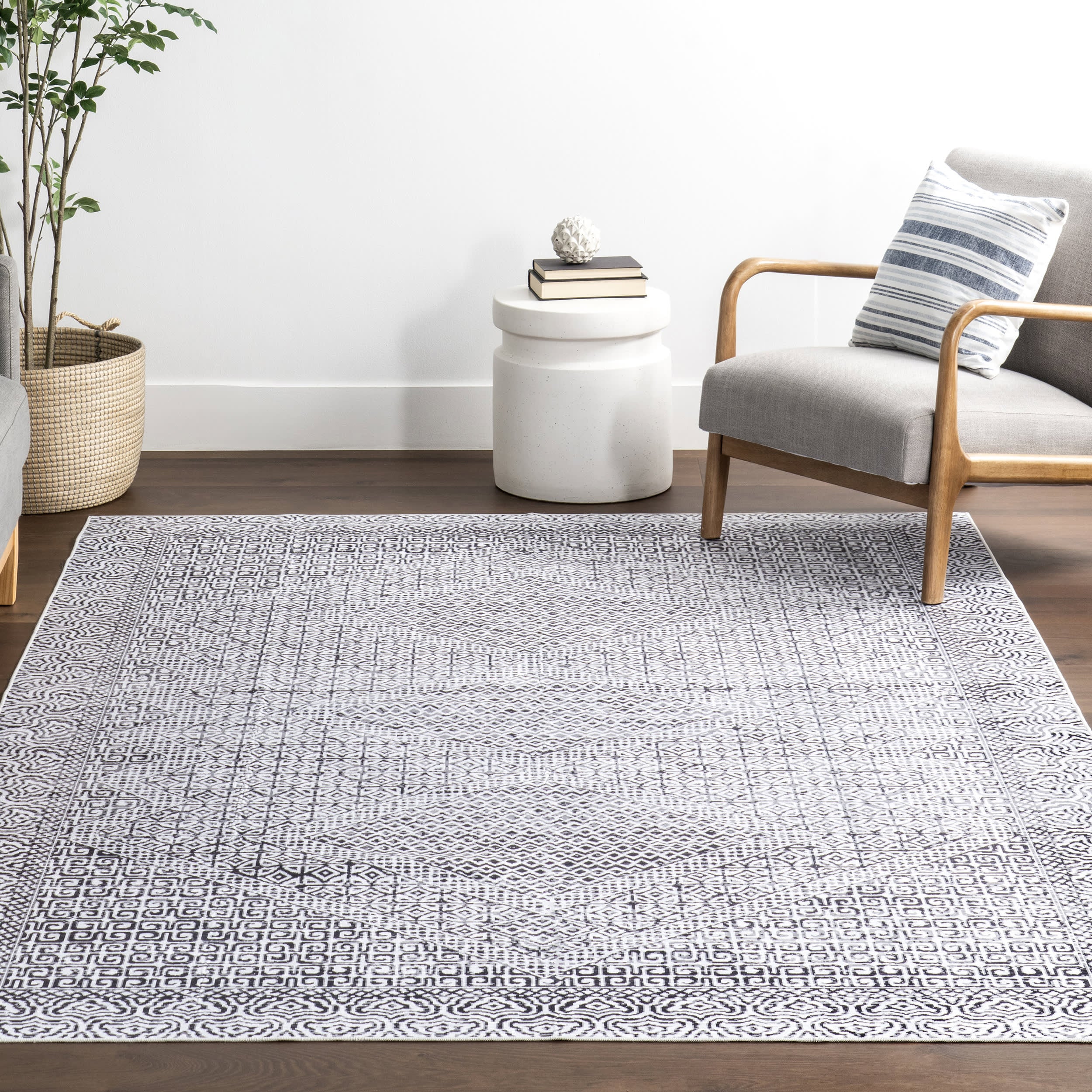 Diamond Mosaic Spill Proof Washable Rug - Non-Slip Soft Area Rug for Living Room, Bedroom, Kitchen | Machine Washable Pet Friendly Floor Mat in Grey
