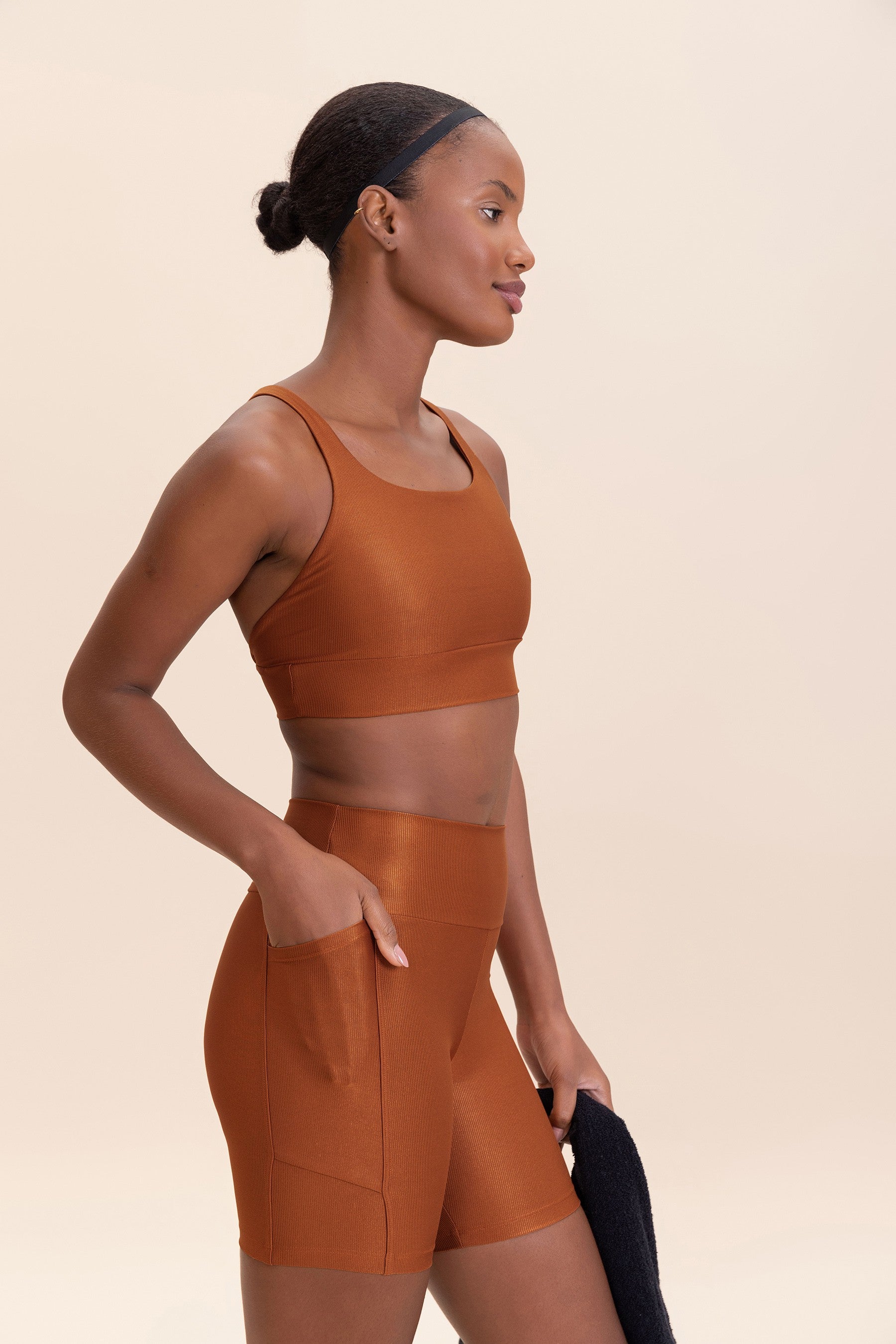 Neo Allure® Adaptiv Sports Bra - High Support Workout Bra for Women, Breathable & Comfortable Yoga Bra - Perfect for Running, Gym & Active Lifestyle