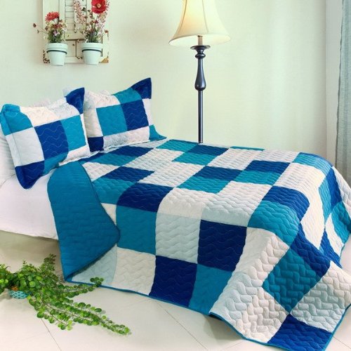 Blue Crystal 3-Piece Full/Queen Size Vermicelli Patchwork Quilt Set - Soft Bedding for Cozy Bedrooms & Guest Rooms