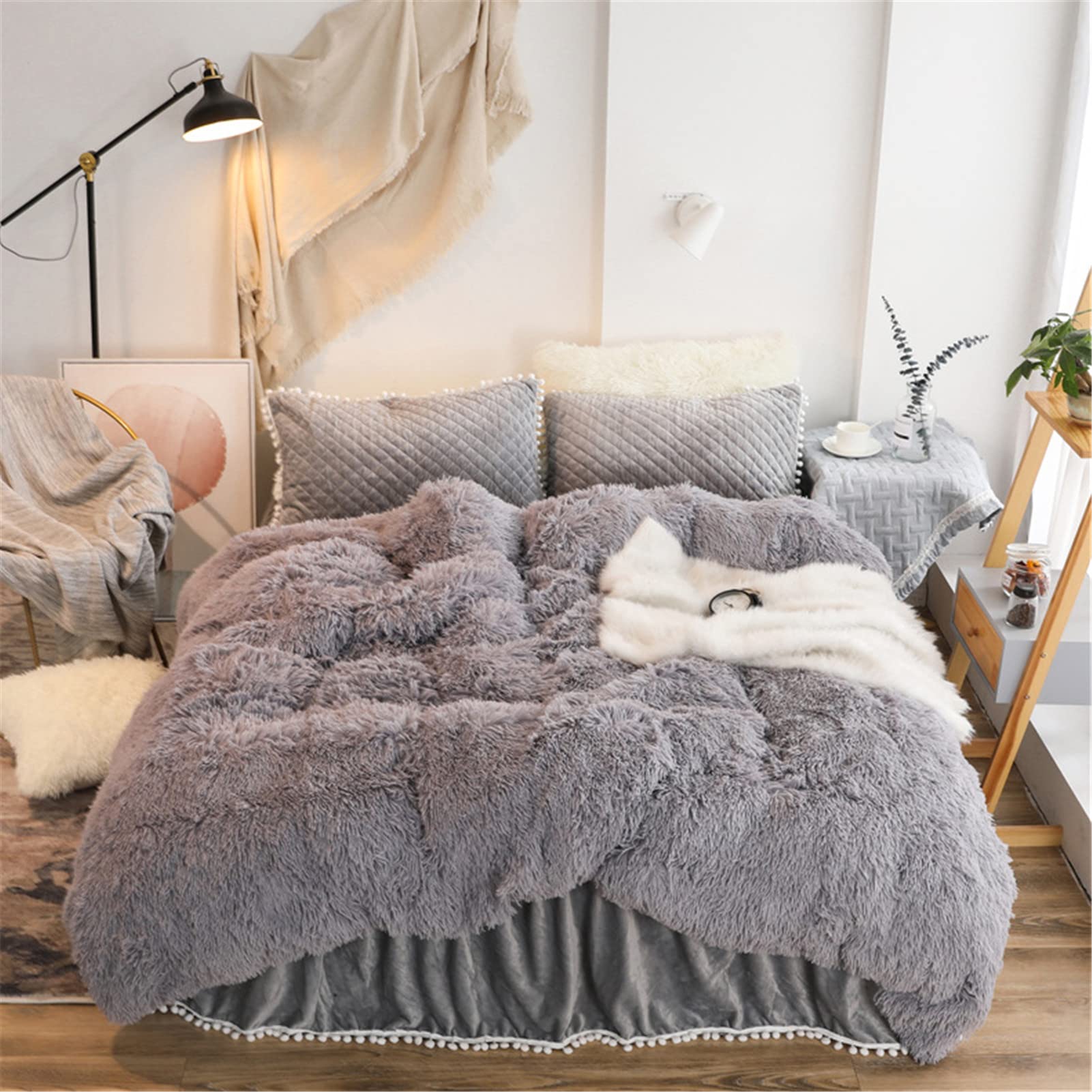 Luxury Super Soft Fluffy Comforter Cover Set - Warm & Cozy Plush Shaggy Duvet Cover with Faux Fur & Pompom Fringe (1 Duvet + 2 Pillow Shams) for Double/Queen Bed (1.8m) - Perfect for Winter Bedroom Decor & Cozy Nights