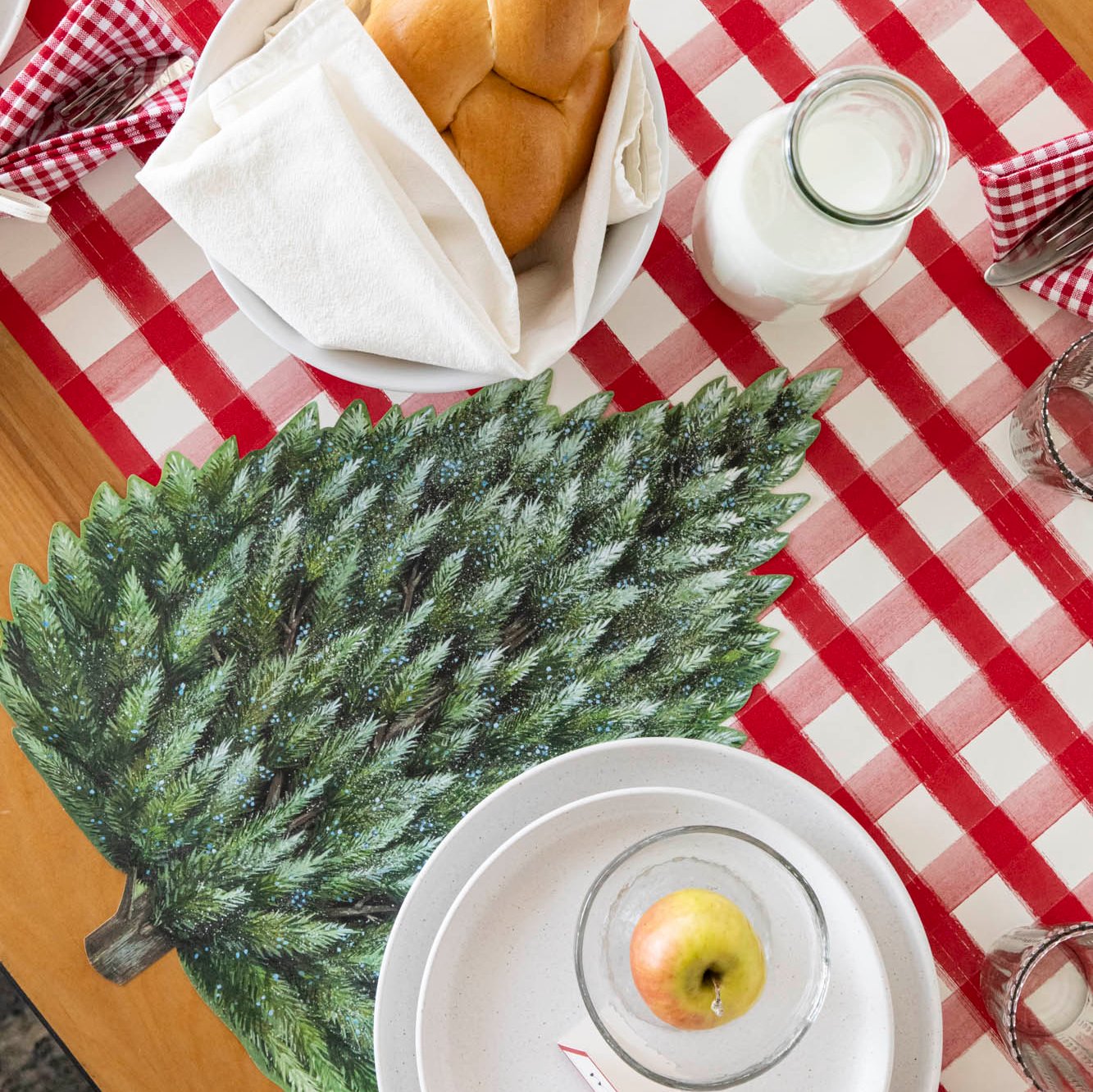 Eco-Friendly Evergreen Die-Cut Placemat for Dining Table - Perfect for Holiday Decor, Dinner Parties & Everyday Use