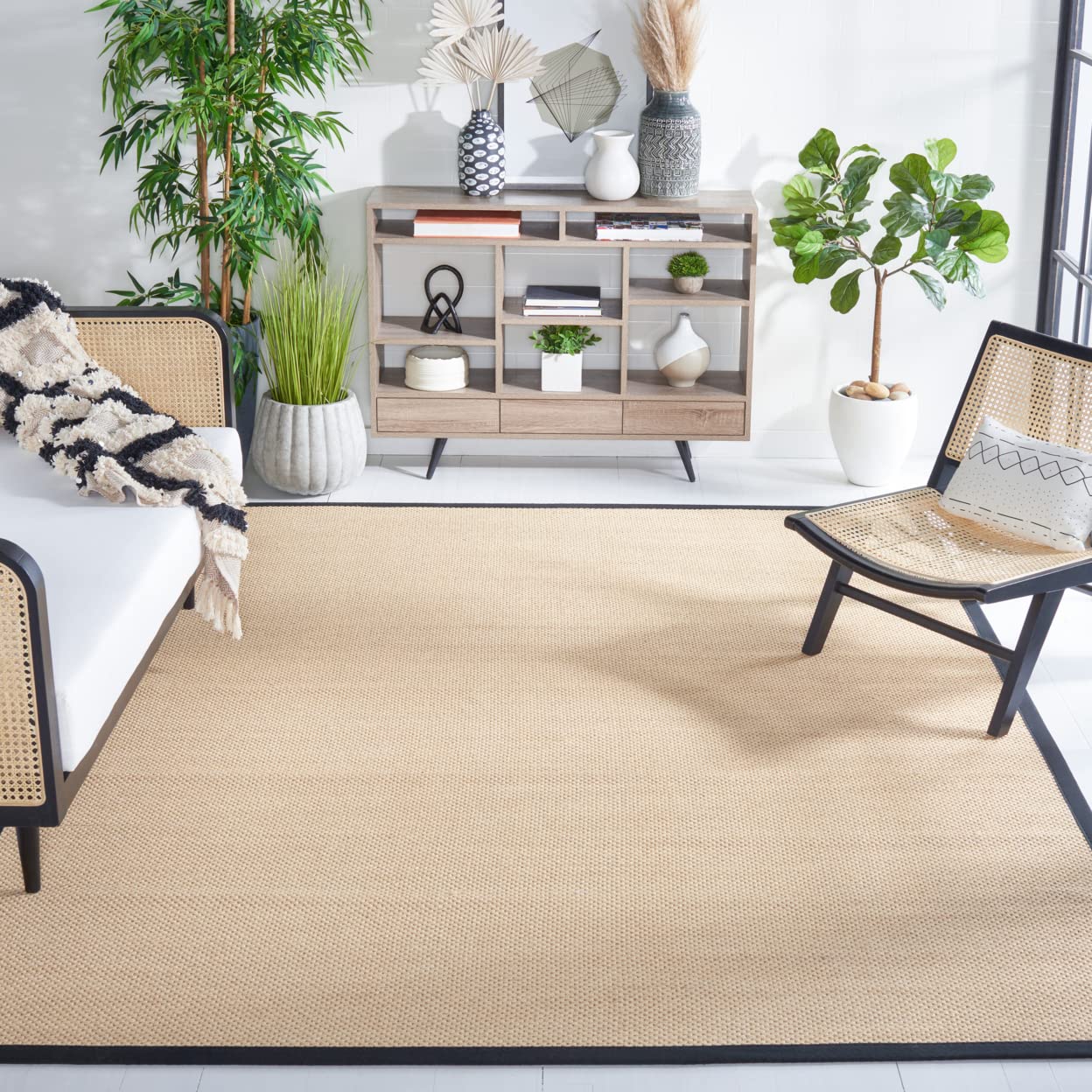SAFAVIEH Natural Fiber Collection 8' Square Maize & Black NF141A Border Sisal Area Rug - Soft & Durable for Living Room, Dining Room, Bedroom & Home Decor