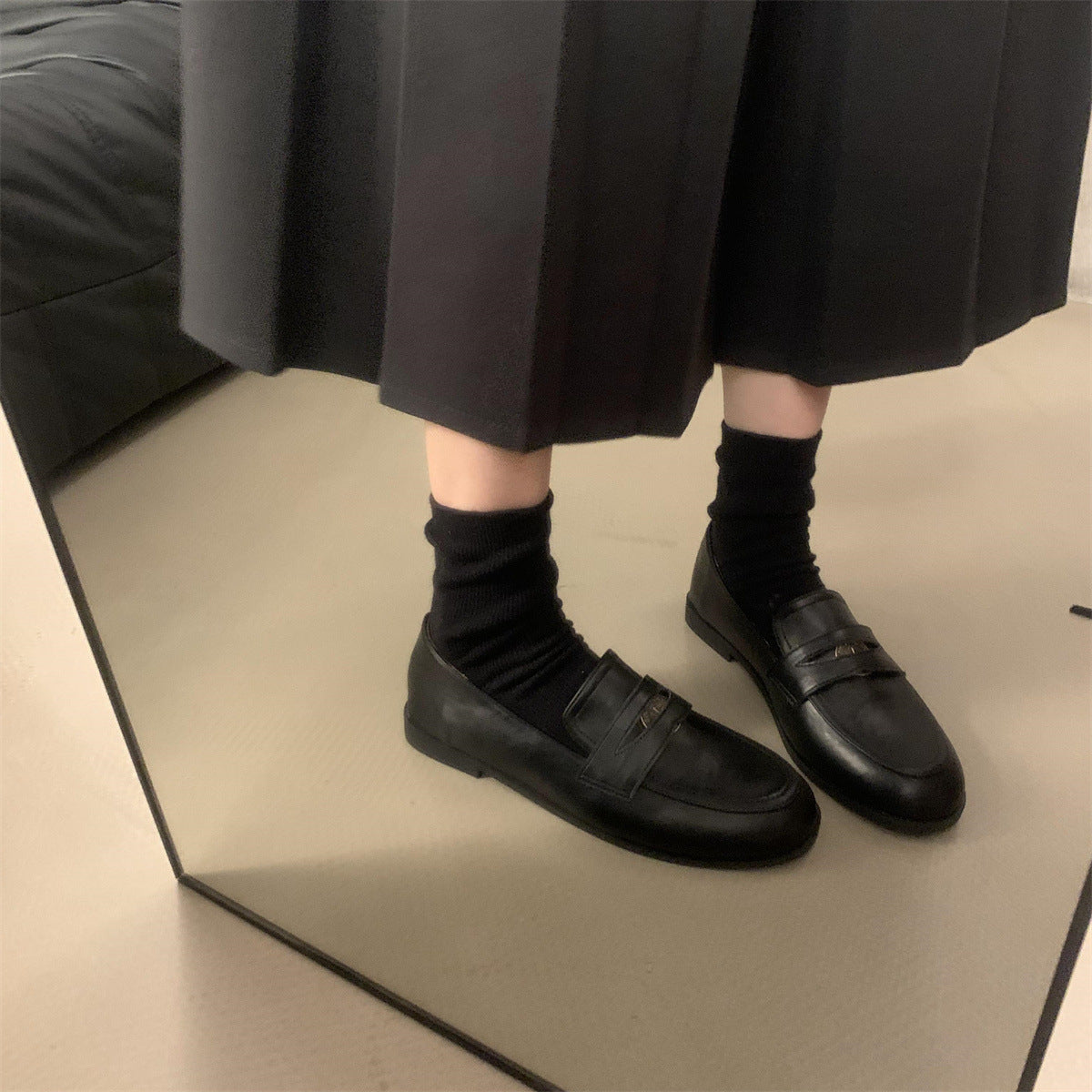 2025 Trendy British College Style Women's Flat Bottom Leather Loafers - Fashionable Round Toe Casual Slip-On Shoes for Autumn | Perfect for Work, School & Everyday Outfits