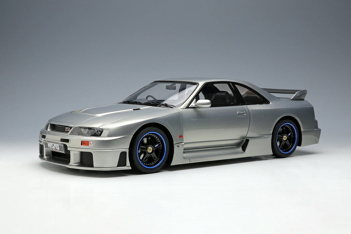1:18 Scale Nissan Skyline GT-R LM NISMO Road Car 1995 (BNCR33) - Diecast Model Car for Collectors, Display & Racing Enthusiasts - Perfect for Home Decor, Office Display & Gifts