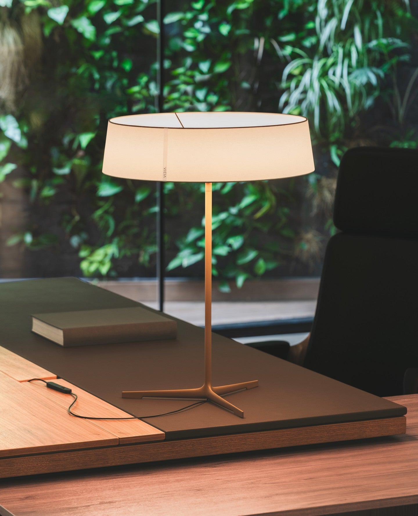 Modern DAMA Table Lamp - Adjustable LED Desk Light with Touch Control & USB Port for Bedroom, Office, and Study Room - Warm White & Cool White Lighting Options