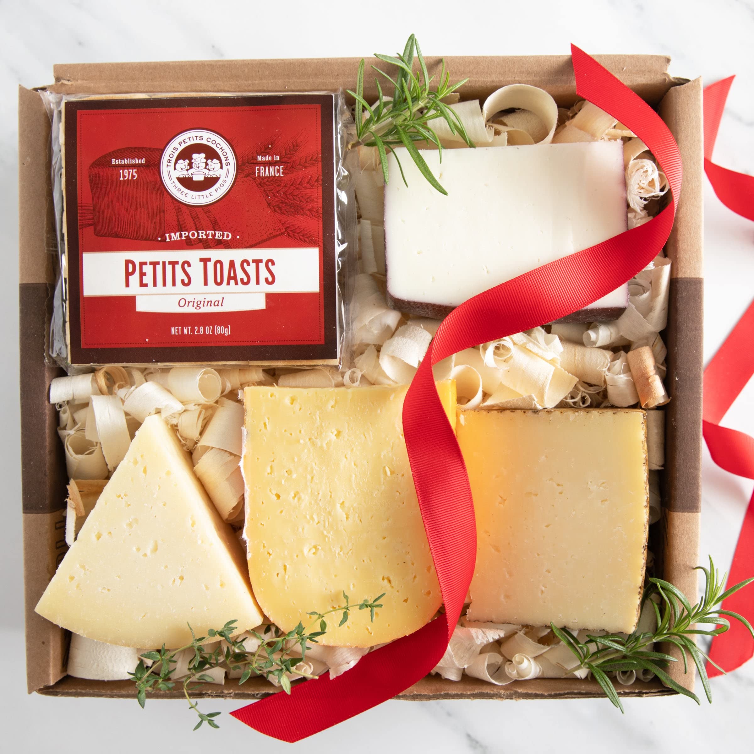 Premium Spanish Cheese Tasting Gift Box - Authentic Manchego, Mahon Reserva, Idiazabal & Murcia al Vino Cheeses from Spain - Includes Mini Toast Crackers & Cheese Knife - Perfect for Wine Pairing, Charcuterie Boards & Gourmet Gifts