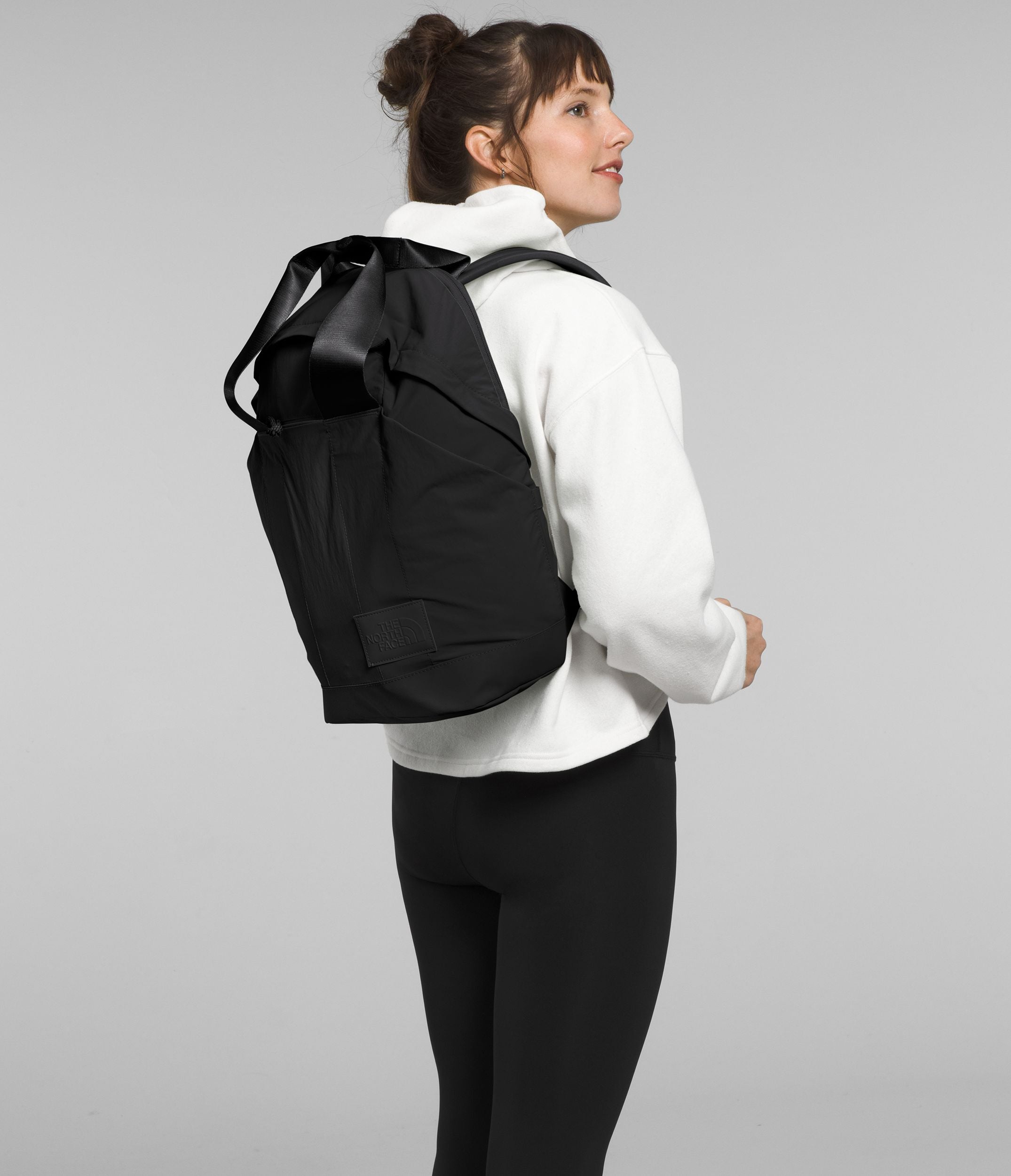 The North Face Women's Never Stop Daypack - Lightweight Hiking Backpack for Women, Water-Resistant Daypack for Outdoor Adventures, Travel & Commuting
