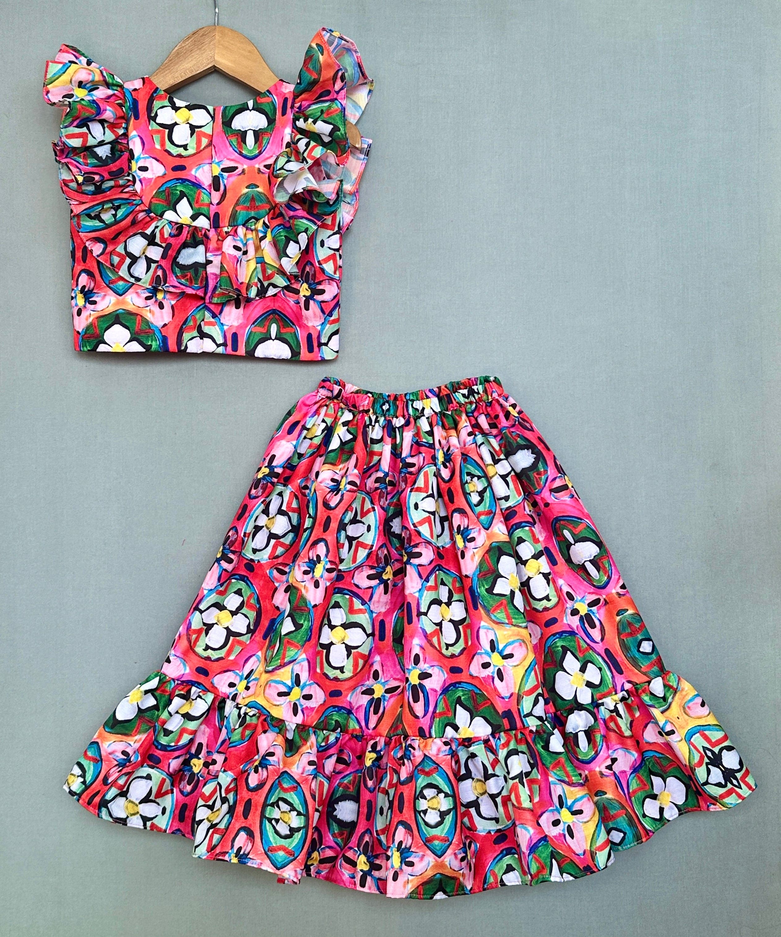 Pre Order: Stylish Abstract Printed Co-Ord Set for Women - Trendy Matching Outfit for Casual Wear, Parties & Summer Vacations