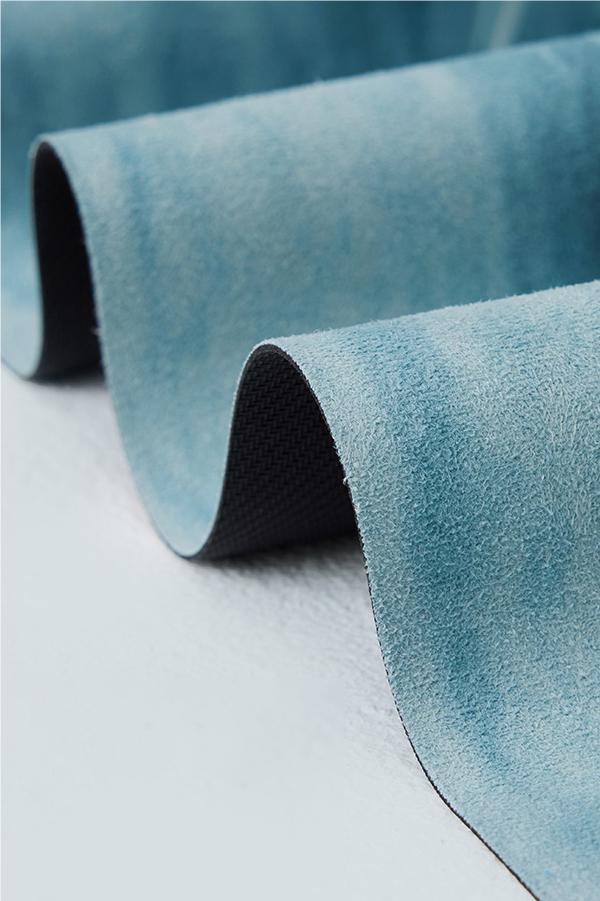 Foldable Travel Yoga Mat - Lightweight & Non-Slip for Home, Gym & Outdoor Workouts | Perfect for Yoga, Pilates & Fitness on the Go
