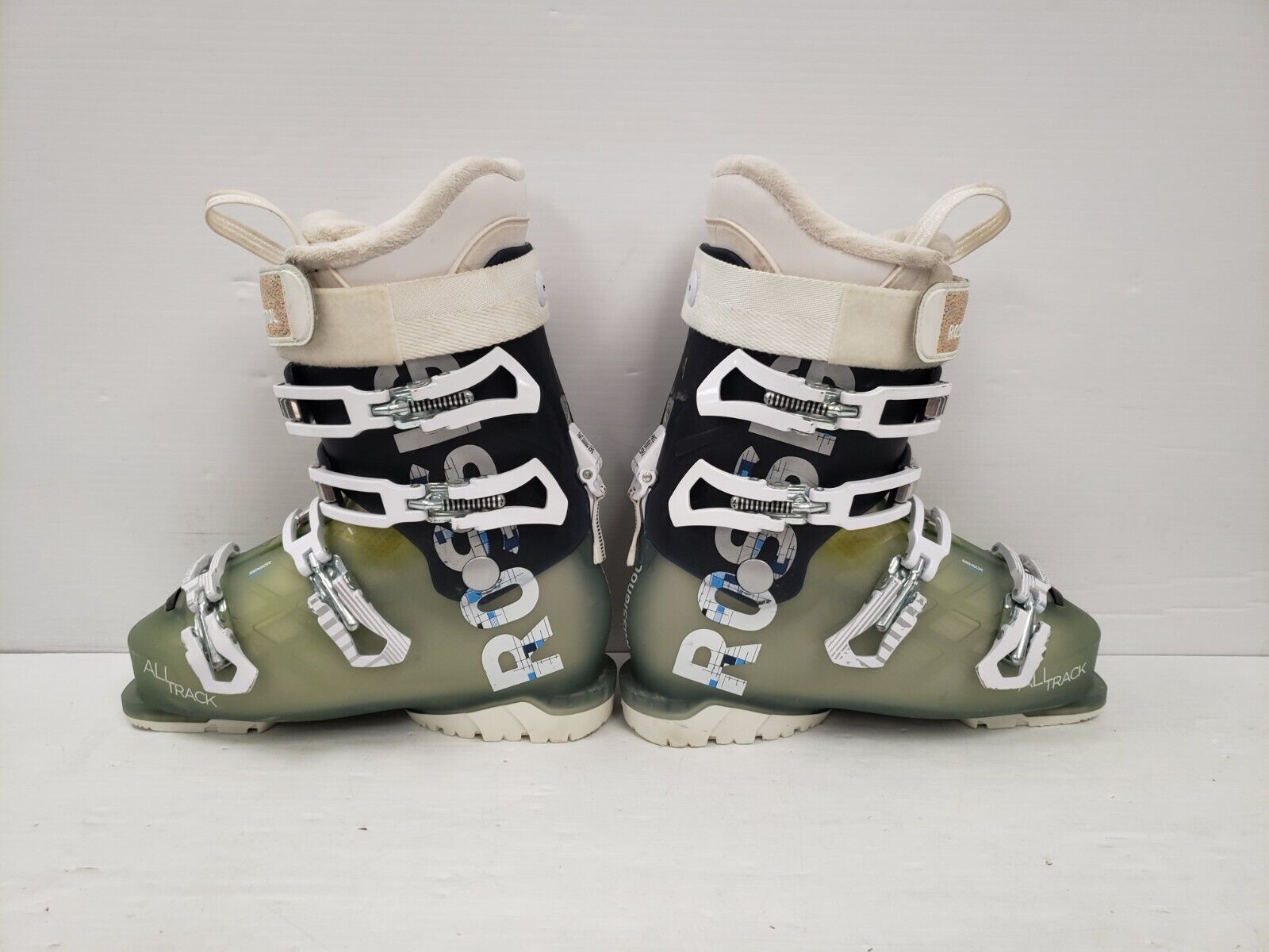 Rossignol All Track Ski Boots - Men's/Women's Alpine Skiing Boots - Size 298mm (US/EU) - Perfect for Downhill Skiing & Mountain Adventures
