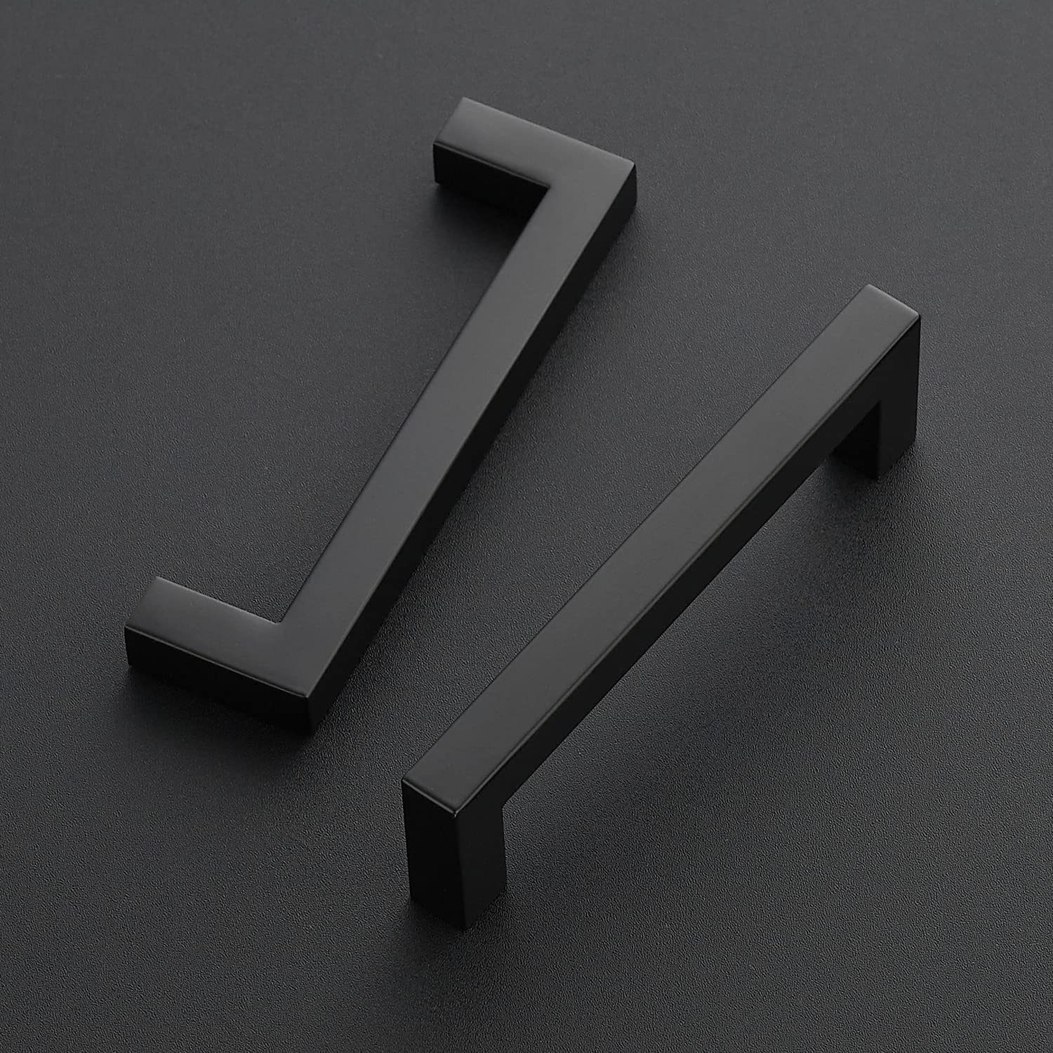Ravinte 18 Pack 4-1/2 Inch Matte Black Square Cabinet Handles & Drawer Pulls - Durable Kitchen Cabinet Hardware for Modern Homes (Perfect for Kitchen Cabinets, Bathroom Vanities & Furniture Drawers)
