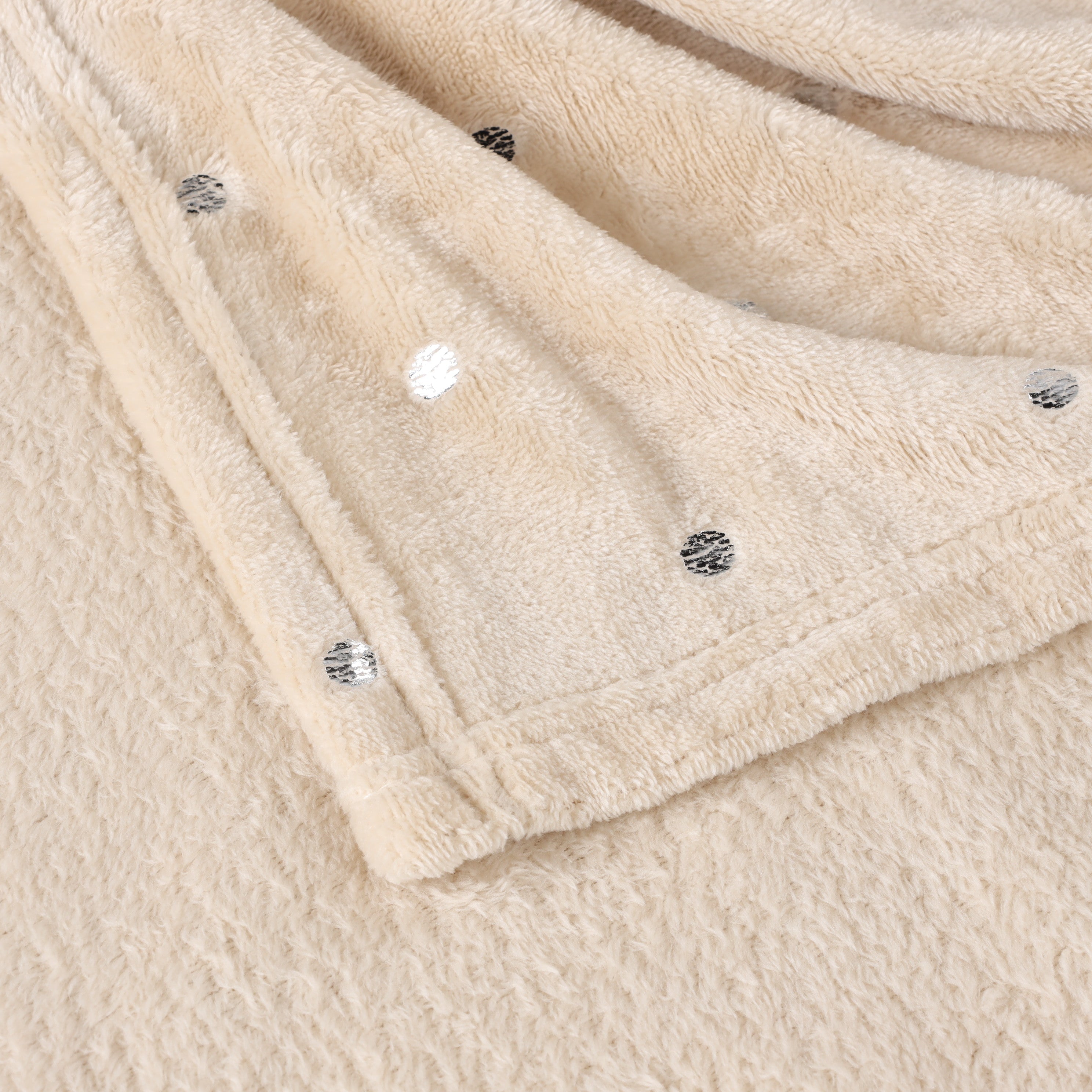 CozySoft Fleece Plush Blanket - Medium Weight, Ultra Soft & Fluffy - Perfect for Sofa, Bed, Couch & Home Decor - Warm Throw Blanket for Winter, Gifts & Cozy Nights