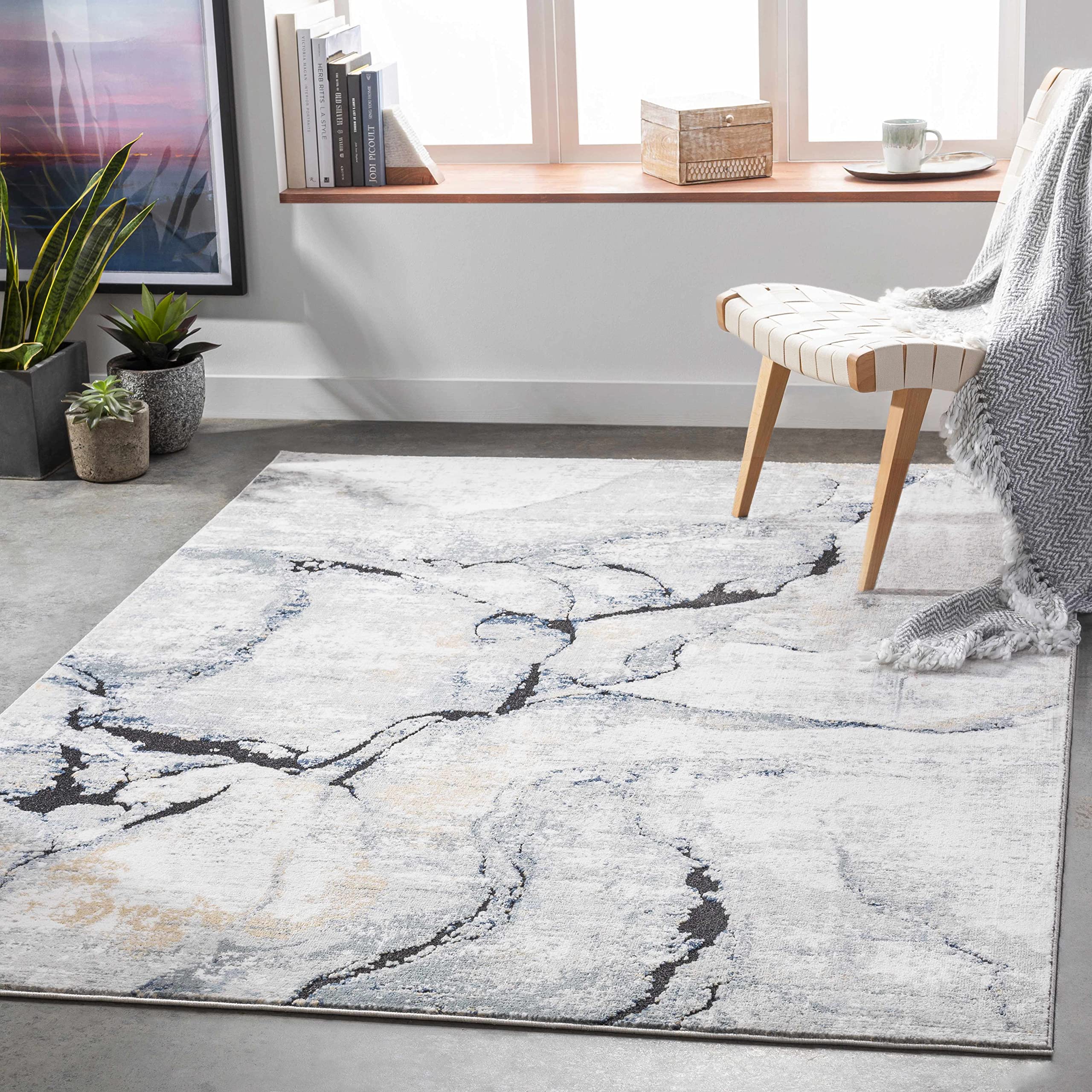 Hauteloom Fremantle Modern Round Area Rug 7'10