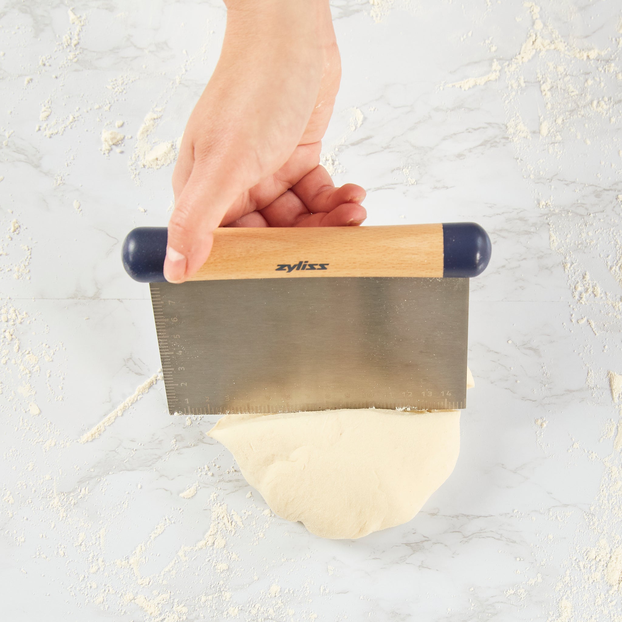 Premium Beech Wood Bench Scraper - Durable Kitchen Dough Cutter & Pastry Tool for Baking, Cooking & Food Prep - Ideal for Bakers, Chefs & Home Cooks