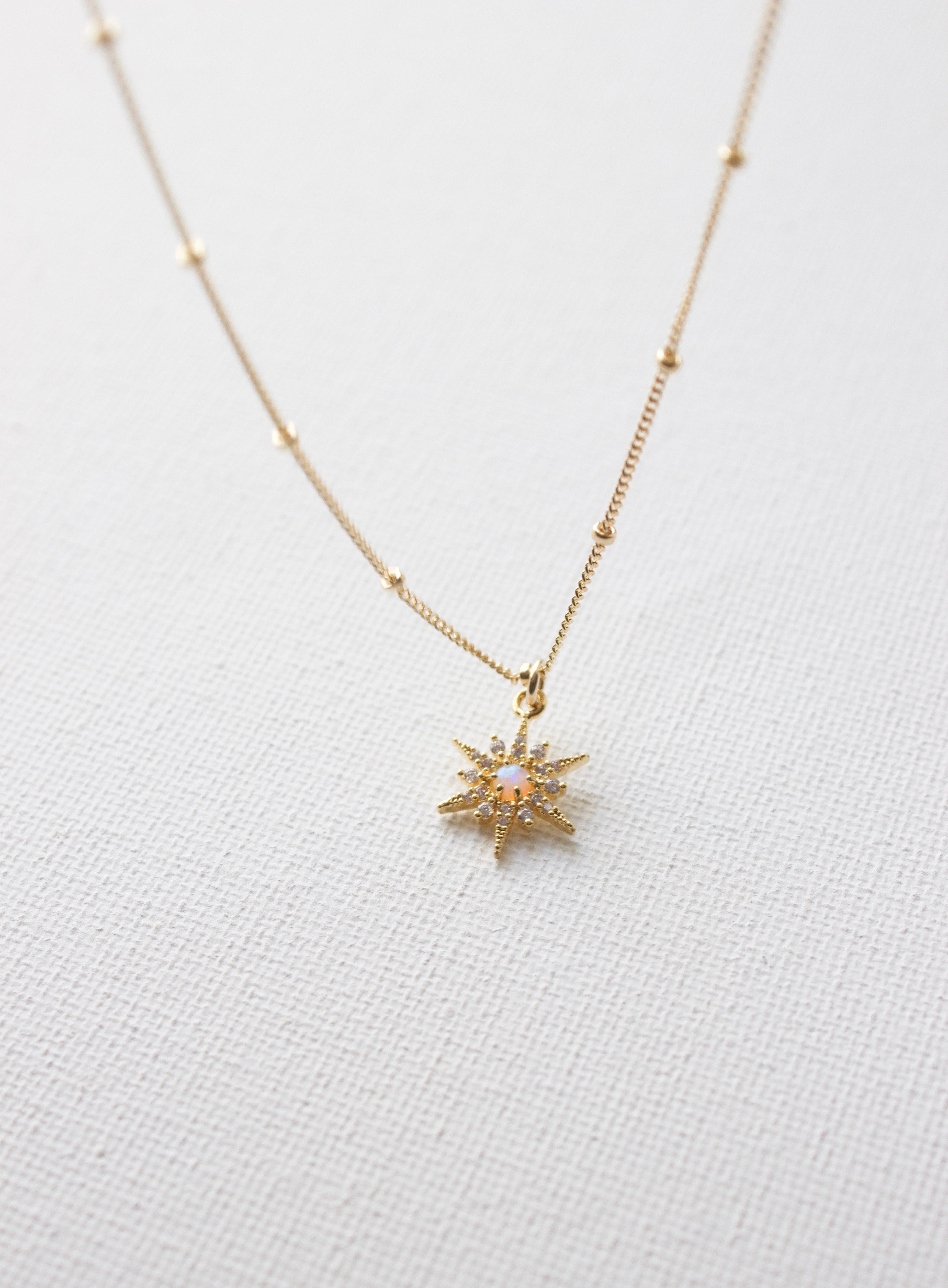 Opal Starburst Necklace for Women - Elegant Gemstone Jewelry Gift for Birthday, Anniversary & Special Occasions - Perfect for Evening Parties & Date Nights