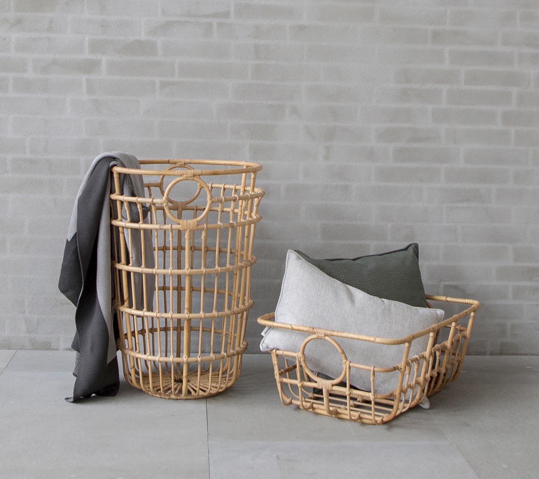 Portable Carry Me Basket - Lightweight & Durable for Groceries, Laundry, Picnics & Home Organization | Perfect for Shopping, Travel & Storage