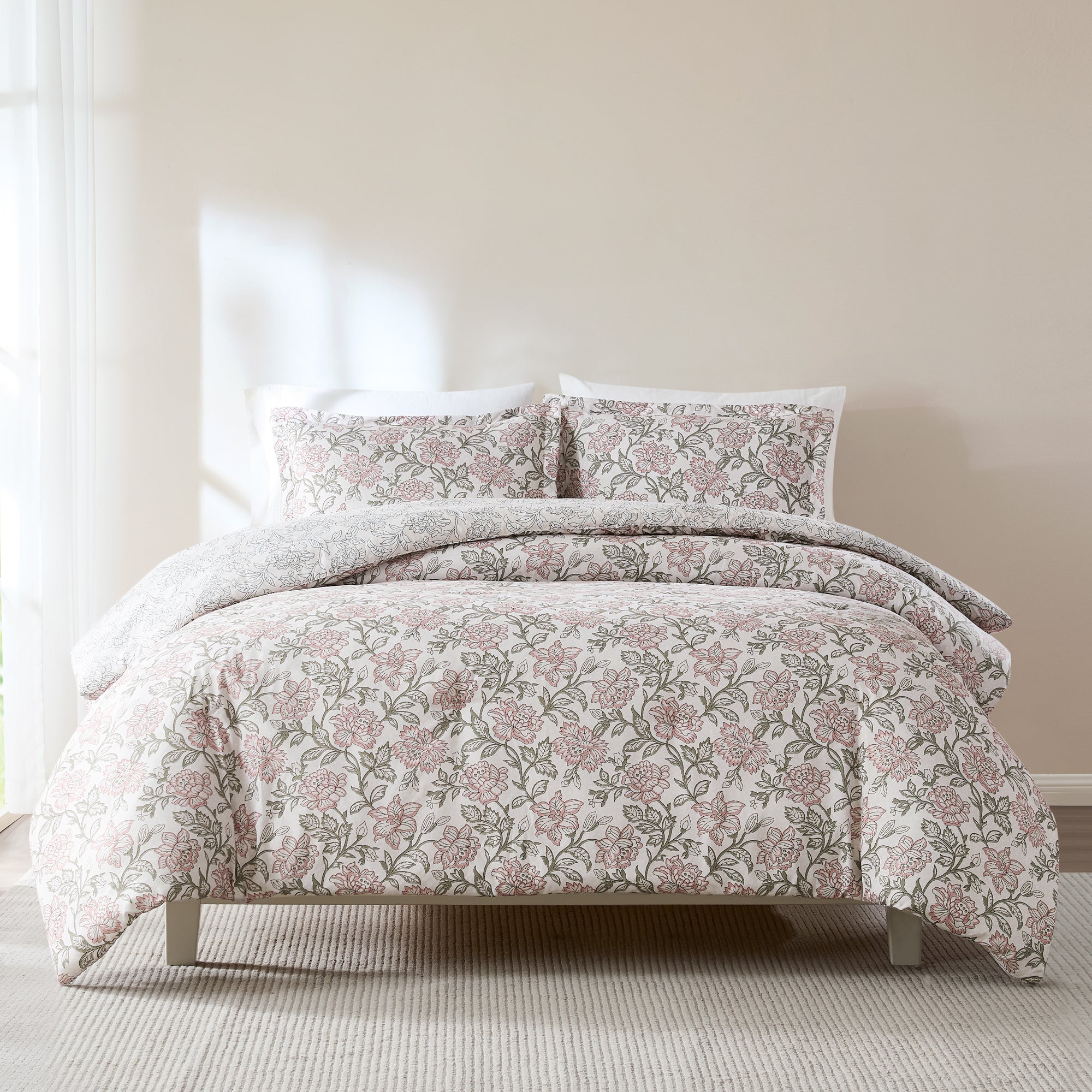 Zara Floral Block Reversible Comforter 3-Piece Set - Soft & Stylish Bedding for Modern Bedrooms, Guest Rooms & Dorm Decor