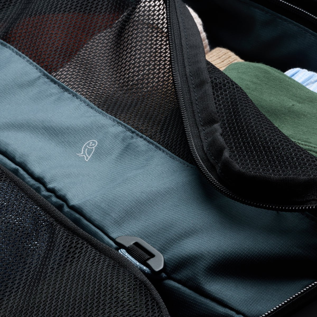 Bellroy Transit Carry On Luggage - Lightweight Expandable Travel Suitcase for Business & Vacation | Perfect for Airplane Overhead Bin & Weekend Getaways