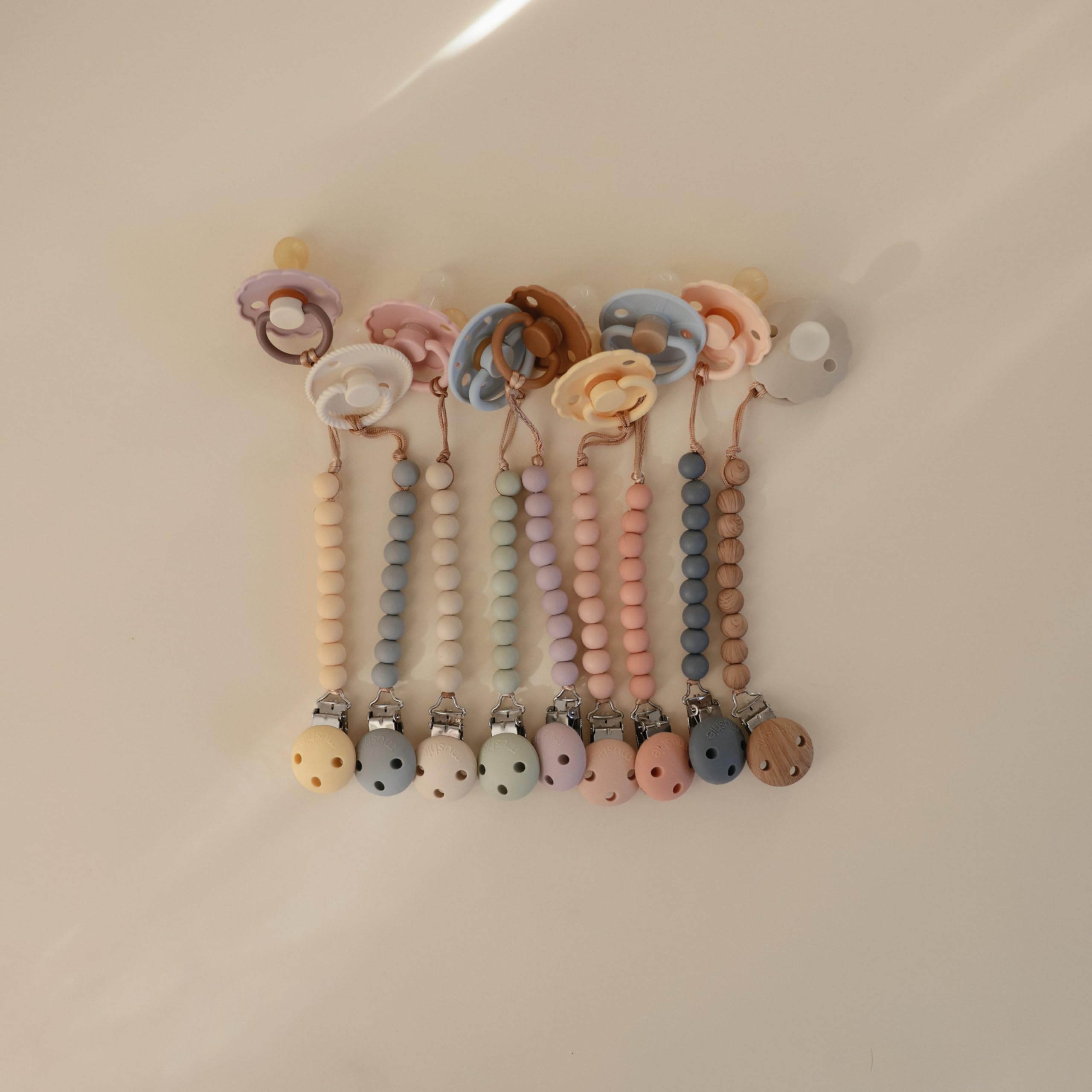 Mushie 100% Silicone Baby Pacifier Clip - BPA Free, Non-Toxic | Hera (Shifting Sand) | Secure Pacifier Holder for Infants & Toddlers - Perfect for Strollers, Car Seats & On-The-Go