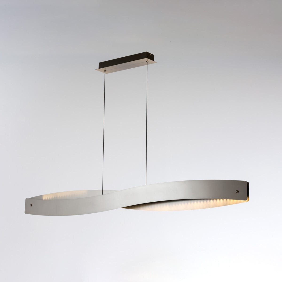 GILDA Adjustable LED Pendant Light - Modern Dimmable Hanging Fixture for Kitchen Island, Dining Room & Bedroom Lighting