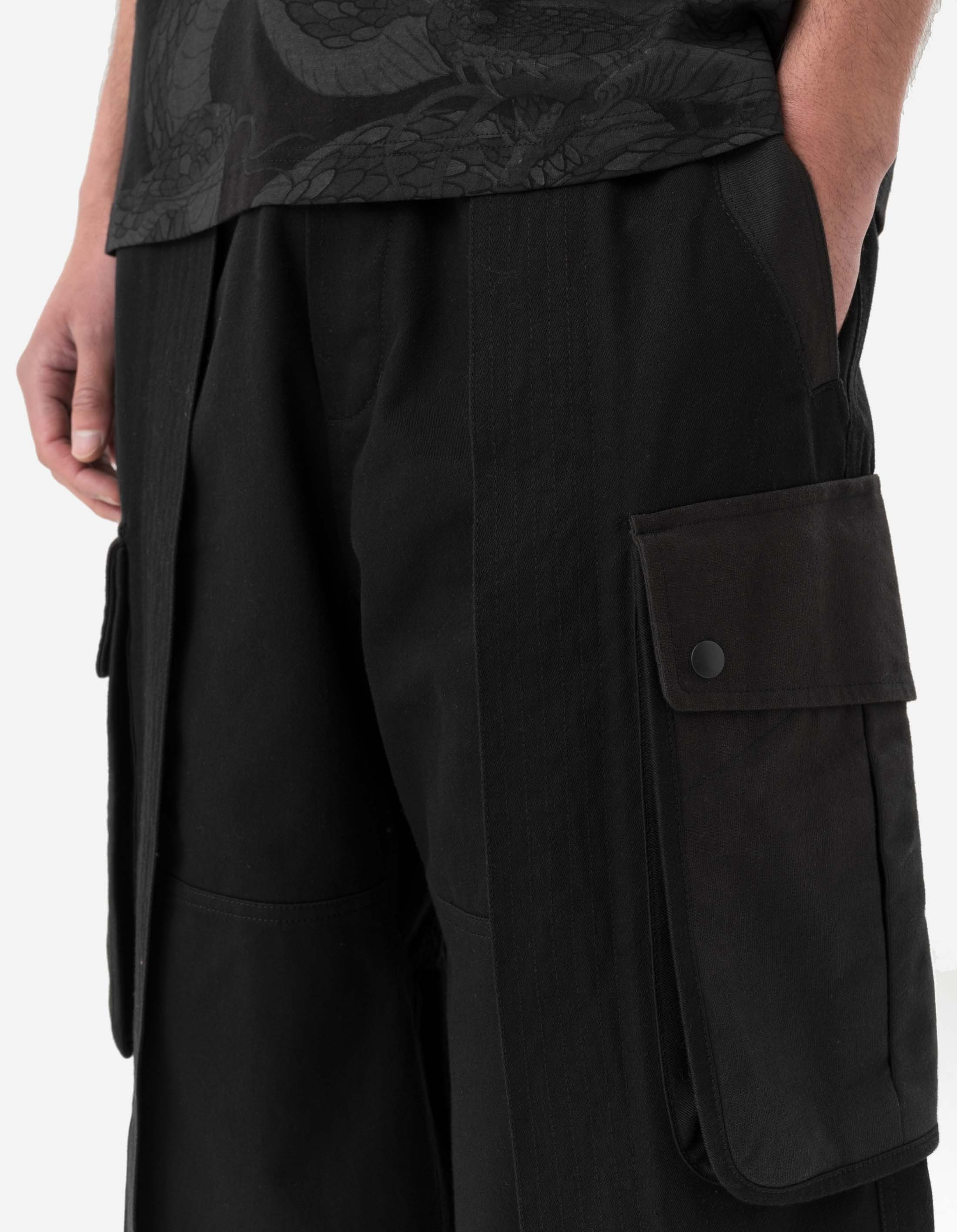 M42 Hakama Cropped Track Pants for Women - Black Athletic Joggers for Yoga, Running & Streetwear Fashion