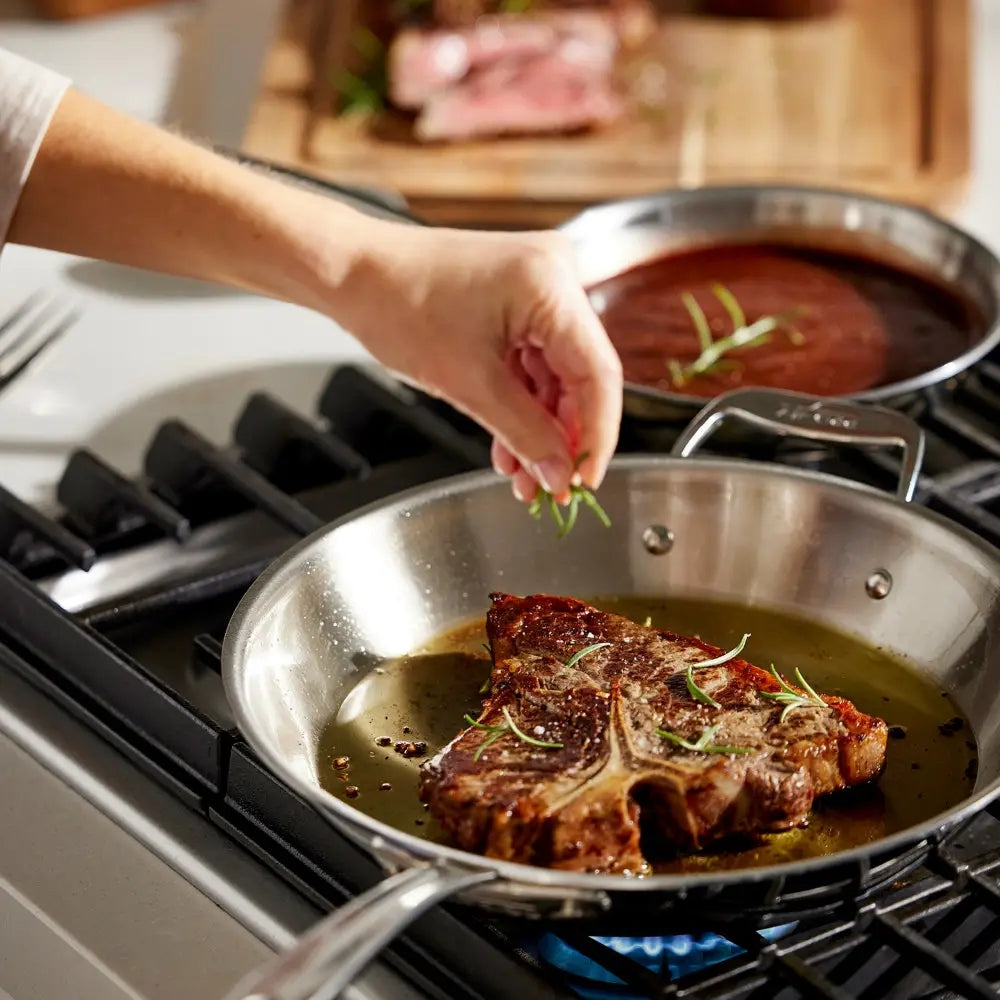 All-Clad 12.5-Inch Stainless Steel Fry Pan with Lid - Graphite Core Technology - Perfect for Searing, Sautéing & Frying - Professional-Grade Cookware for Home Chefs
