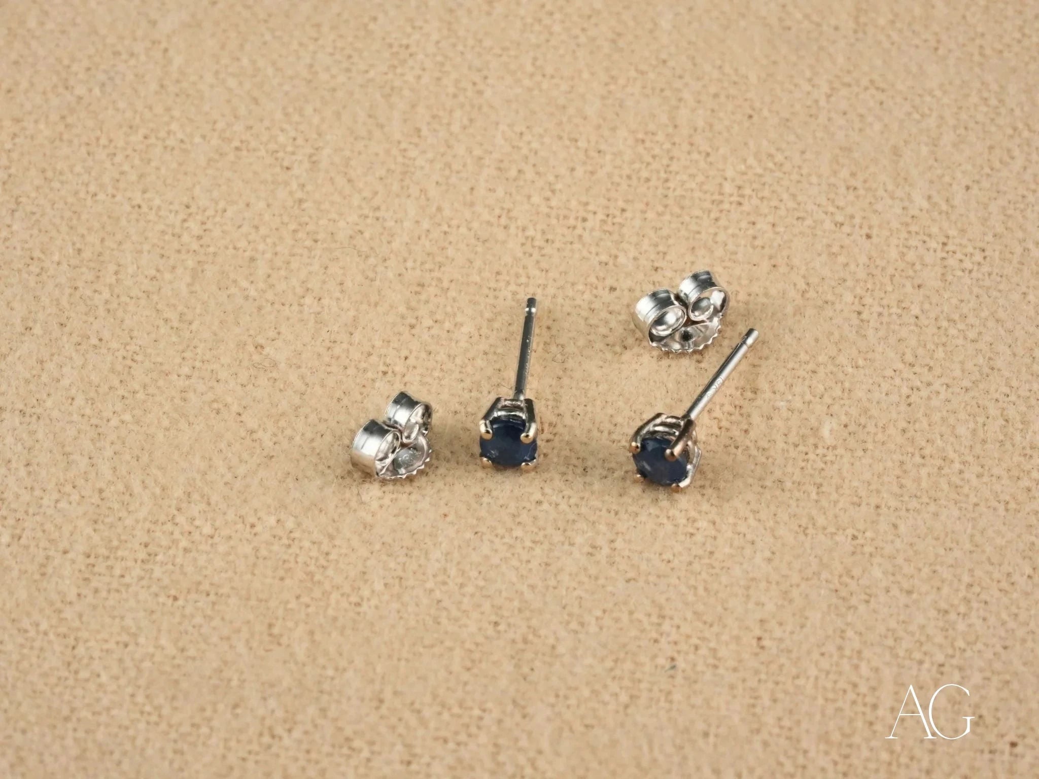 18K White Gold Sapphire Earrings for Women – Elegant Blue Gemstone Stud Earrings for Wedding, Party & Special Occasions