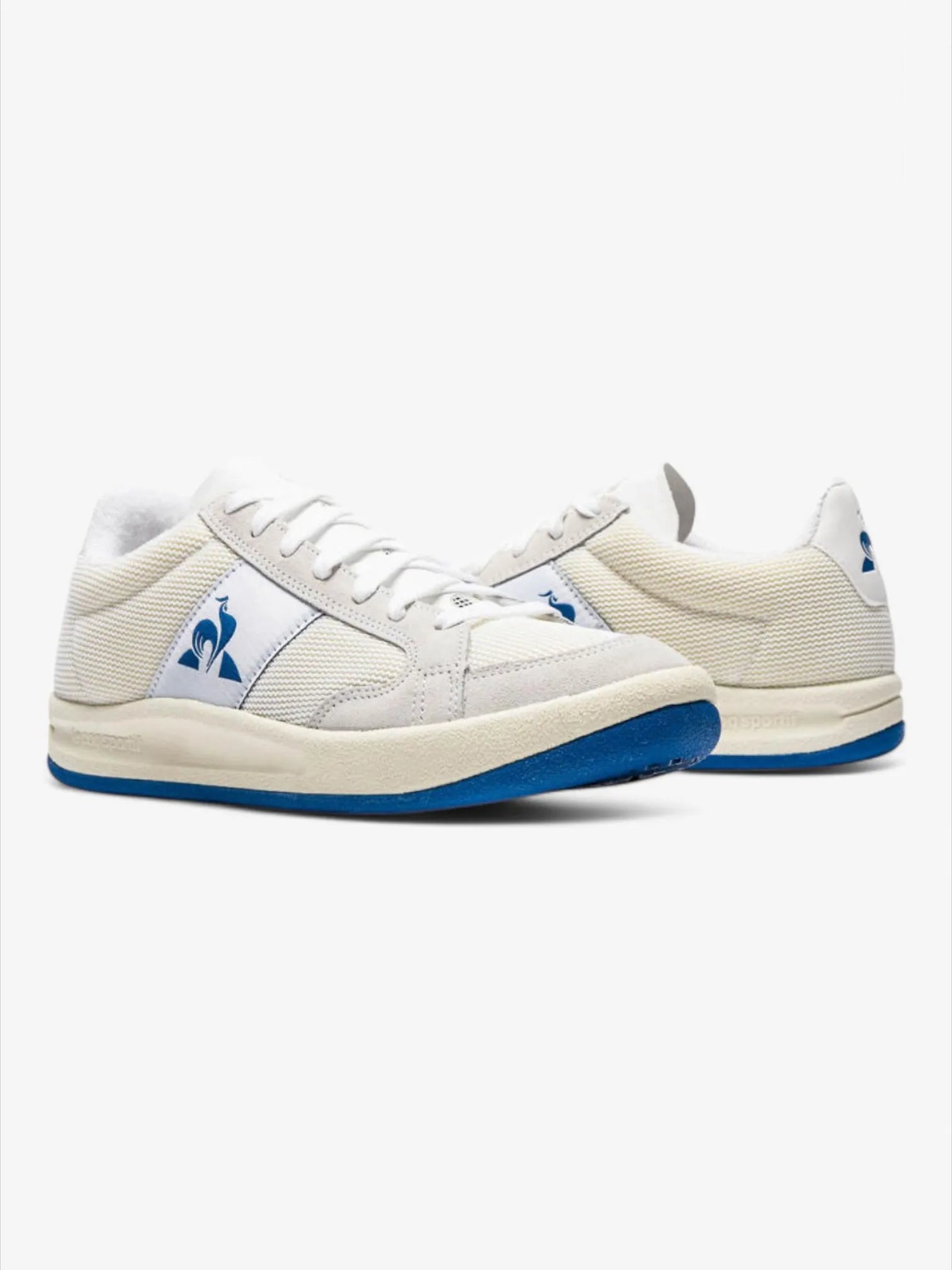 Le Coq Sportif Ashe Team Sneakers - Beige & Blue Men's Running Shoes for Casual Wear & Gym Training
