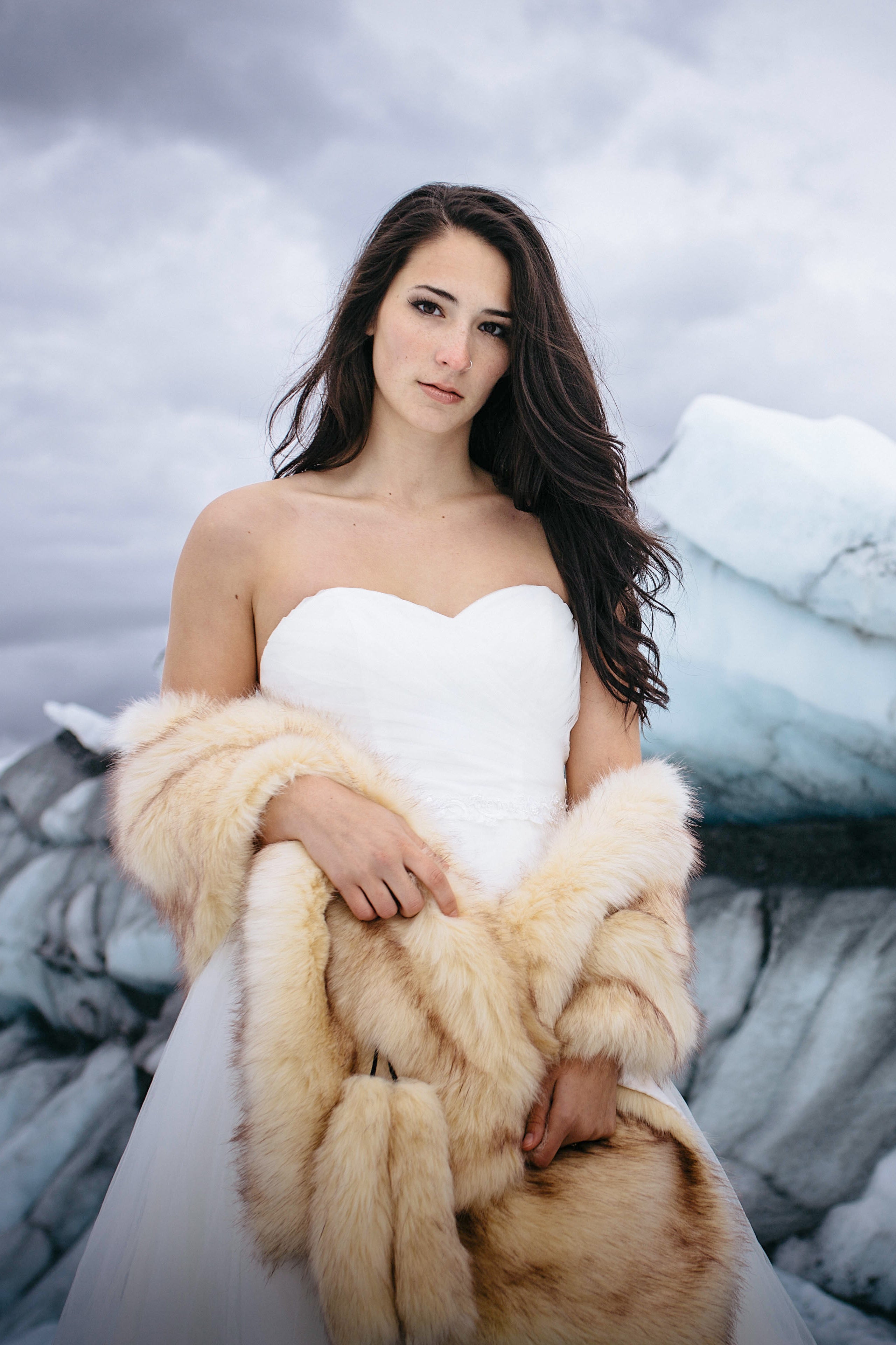 Elegant Champagne Fur Shawl Wrap - Soft & Luxurious Winter Scarf for Women (Lilian Cha02) - Perfect for Weddings, Parties & Cold Weather Fashion