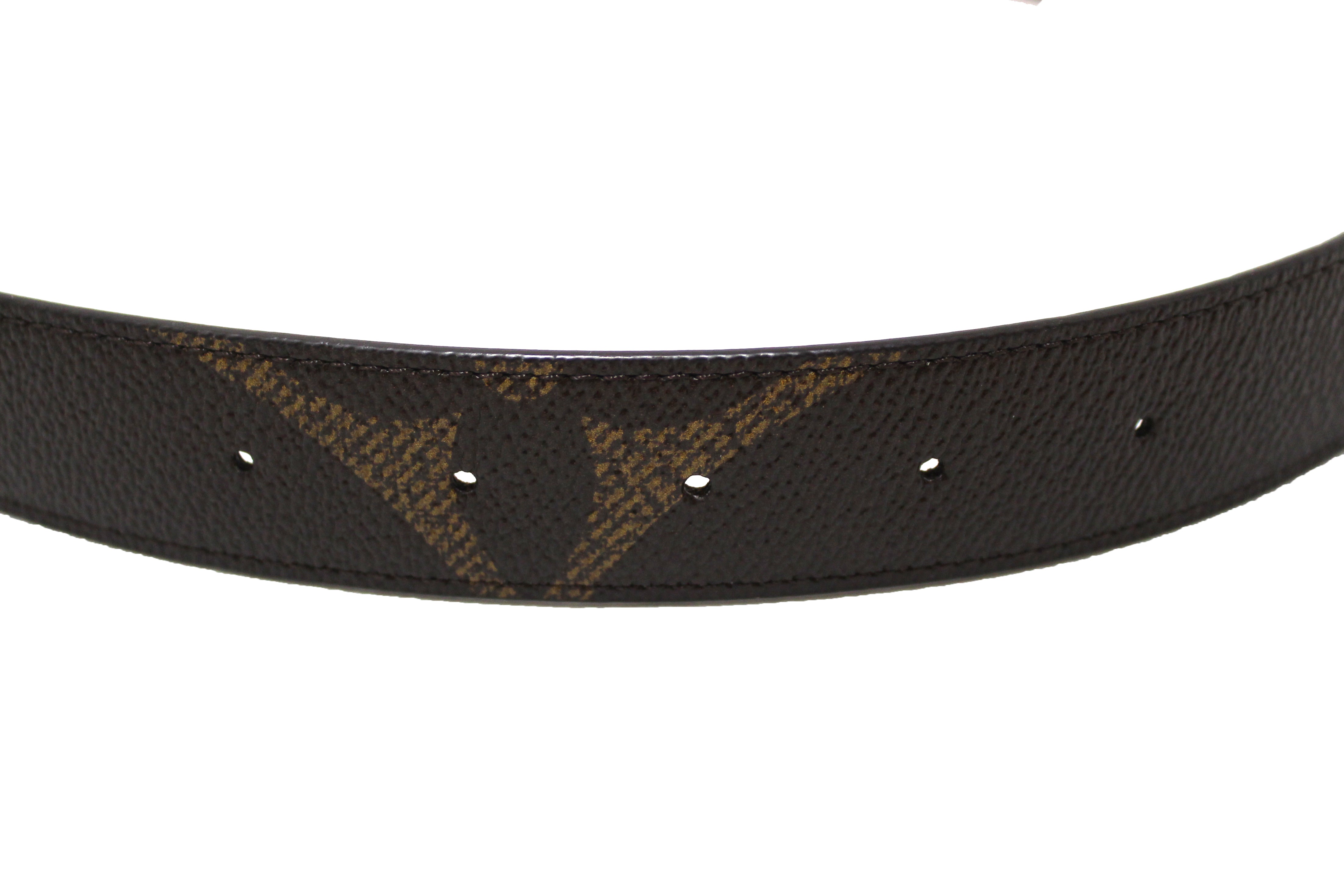 Authentic Louis Vuitton LV Iconic 30MM Reversible Belt Size 34 - Luxury Fashion Accessory for Men & Women | Perfect for Business, Casual & Formal Occasions