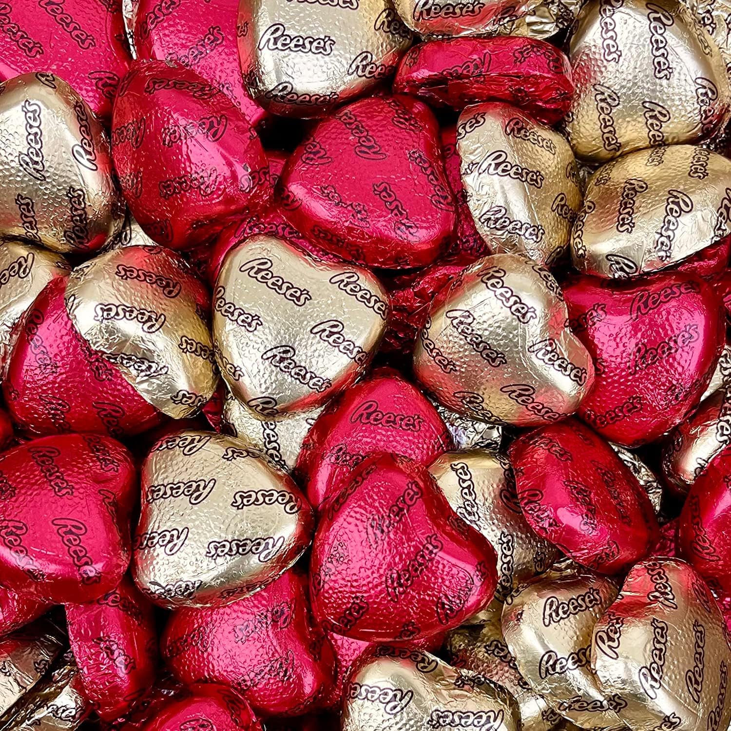 Reese's Milk Chocolate Hearts 27-Piece Gift Box - Red & Gold Foil Wrapped Peanut Butter Chocolates for Mother's Day, Valentine's Day Gifts & Romantic Occasions