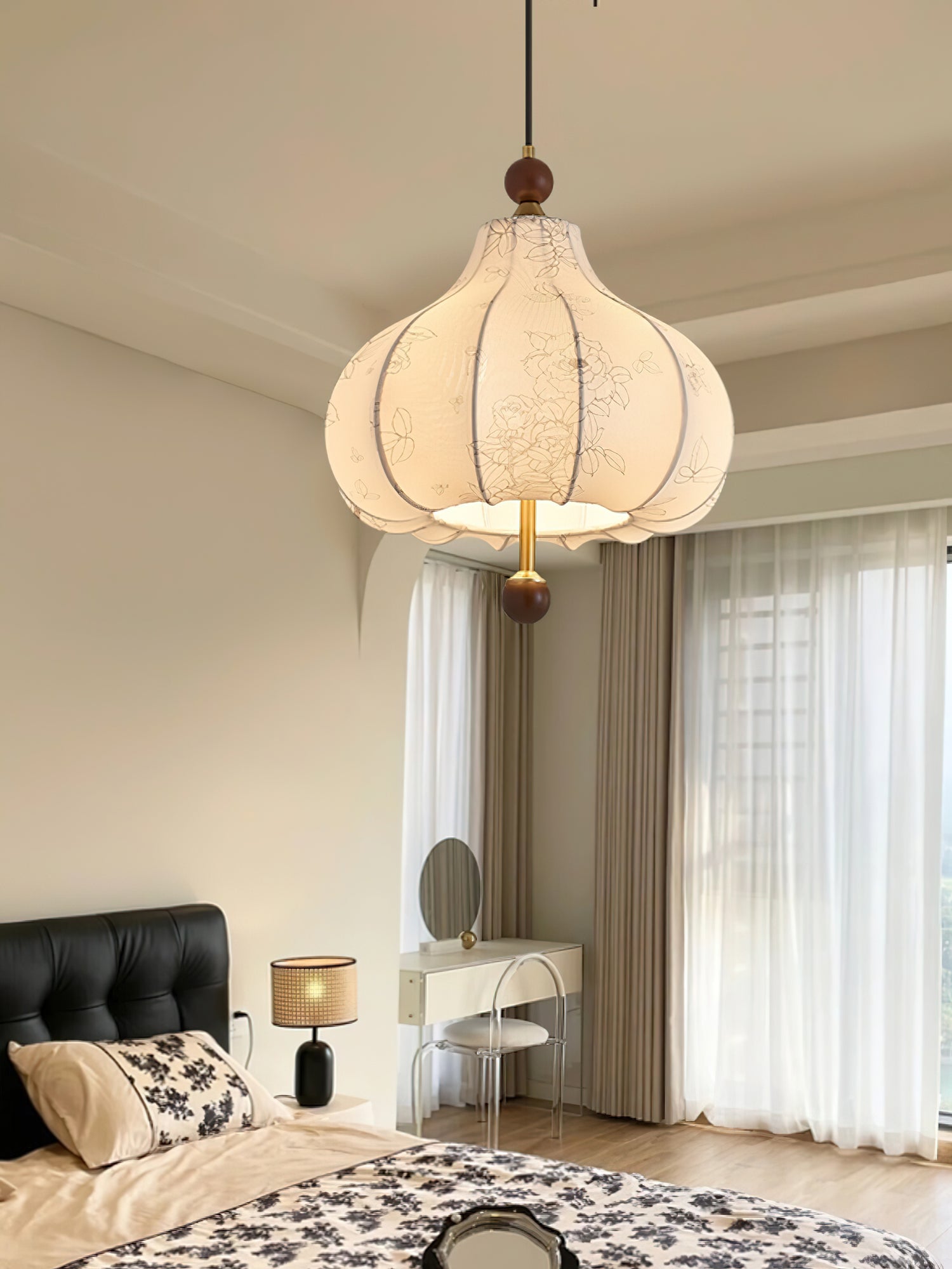 Elegant Chestnut Bloom Pendant Light - Modern Hanging Chandelier for Dining Room, Kitchen Island, or Bedroom Decor