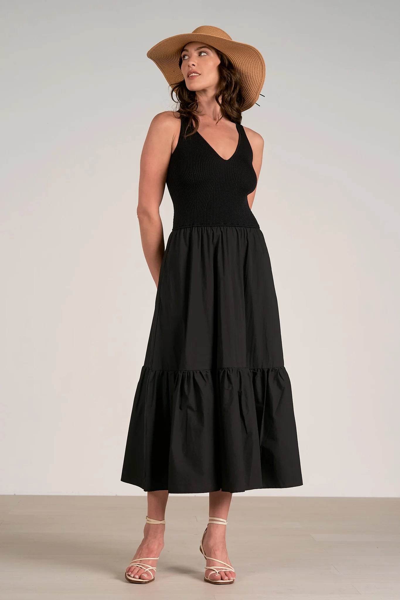 Elegant Women's Maxi Dress - Flowy Long Summer Dress with Pockets - Perfect for Beach, Vacation & Casual Wear