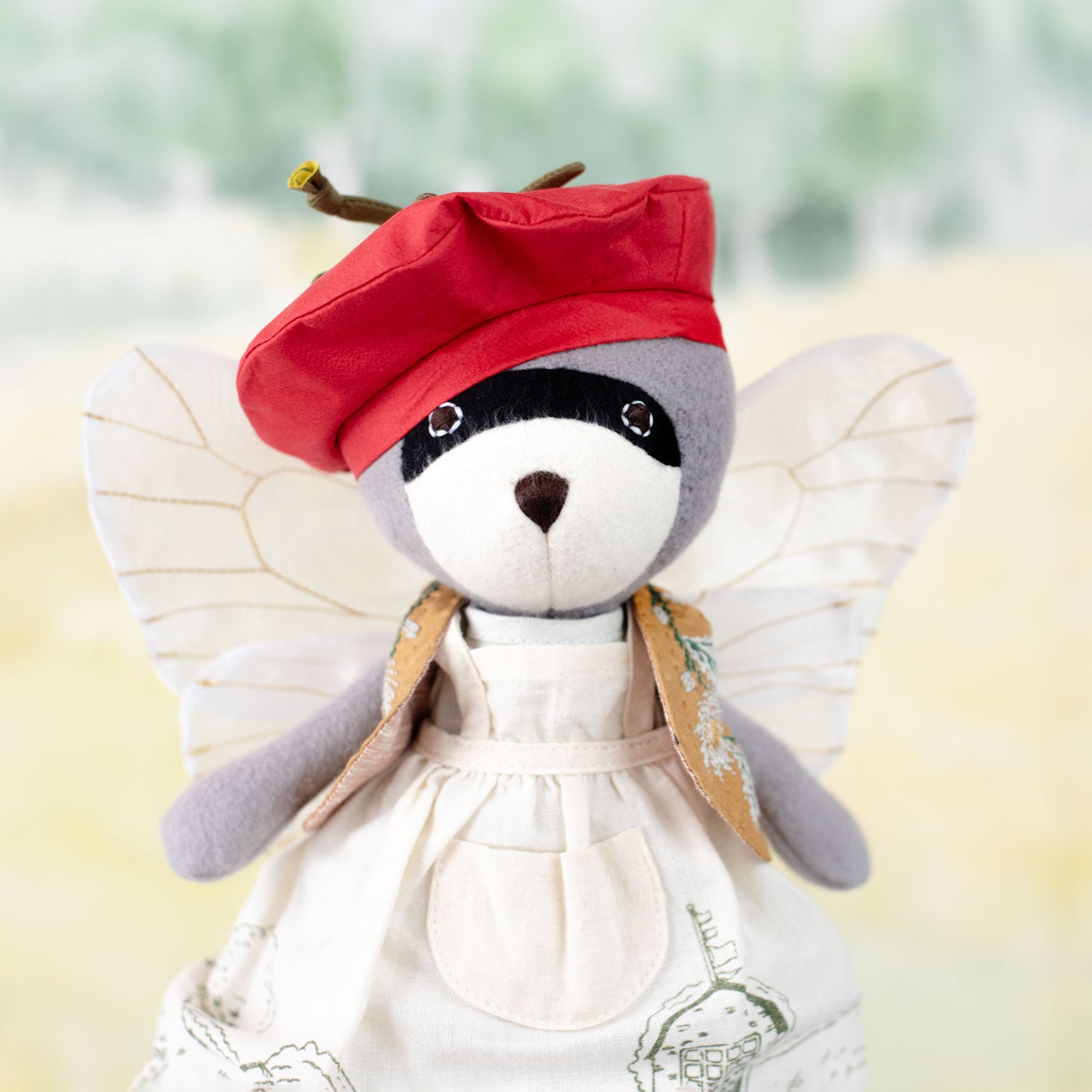 Tomato Beret Hat for Dolls - Cute Red Mini Beret for Doll Fashion & Accessories - Perfect for Doll Collectors, DIY Costumes & Photography Props