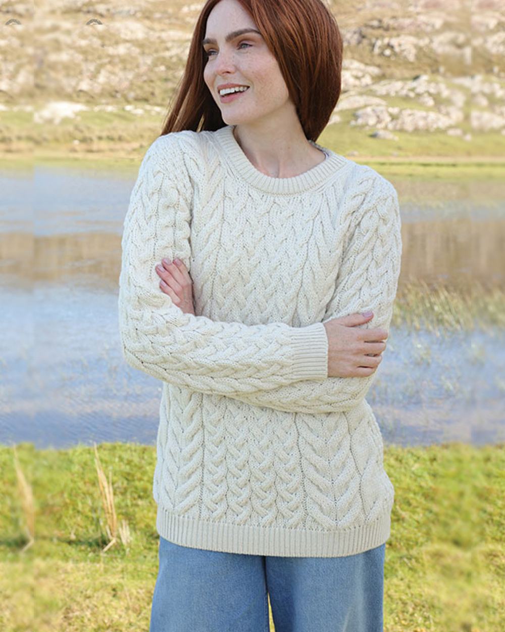 Aran Merino Wool Crew Neck Sweater for Men & Women - Soft Warm Winter Knitwear for Outdoor Activities & Casual Wear